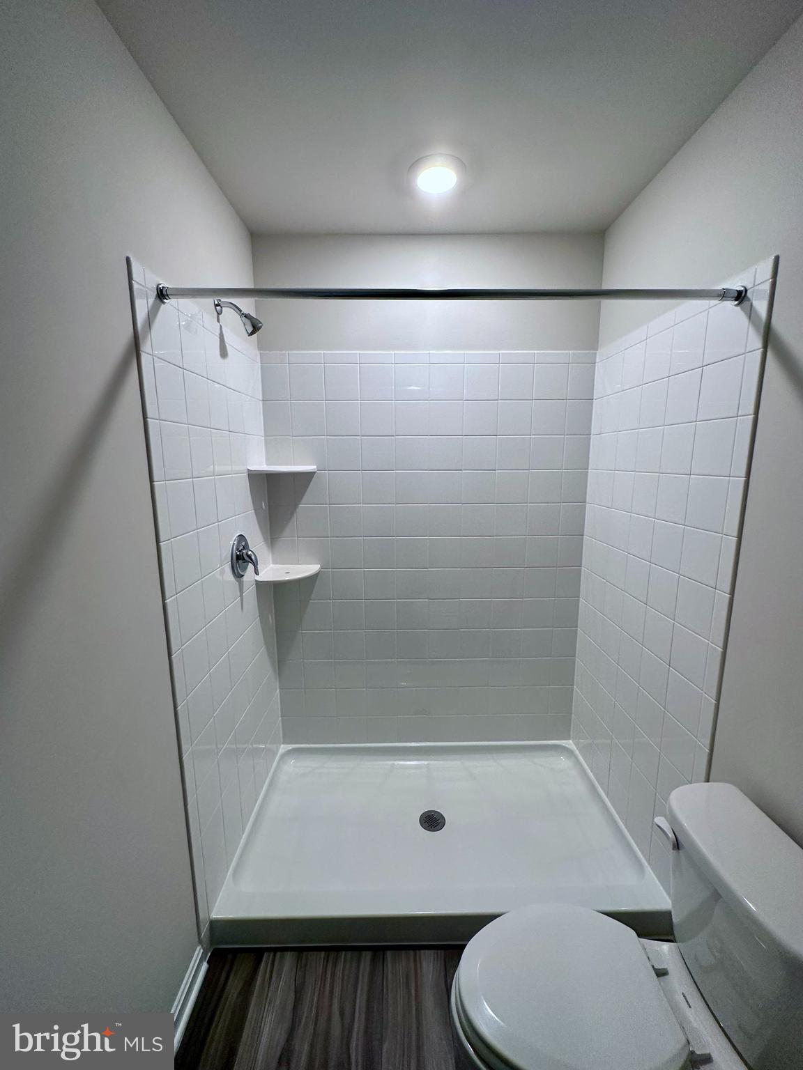 TUSCARORA CREEK - Residential Lease