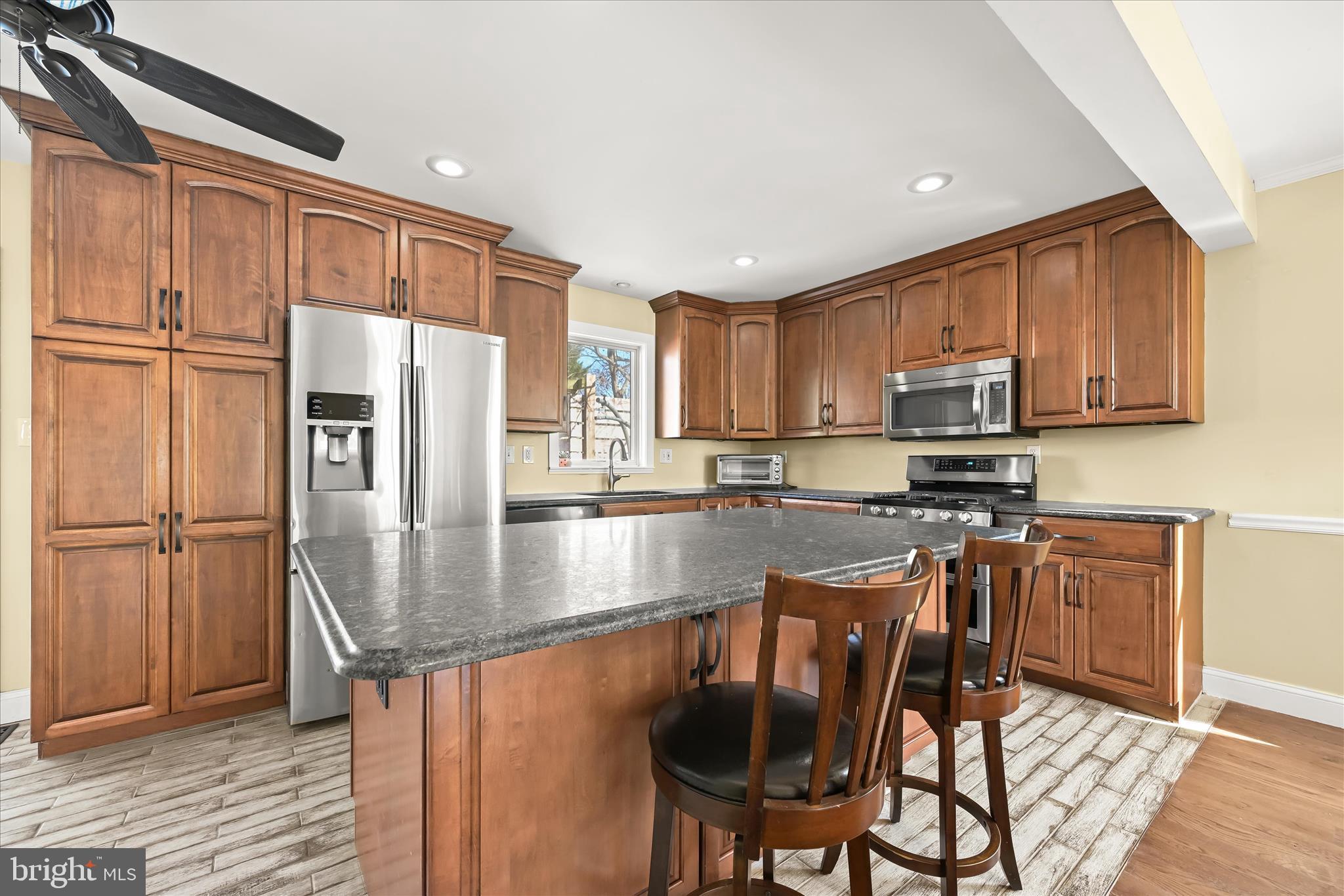 KINGS CONTRIVANCE - Residential