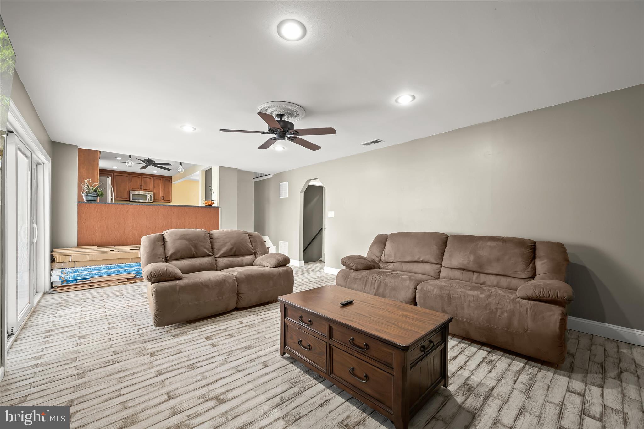 KINGS CONTRIVANCE - Residential