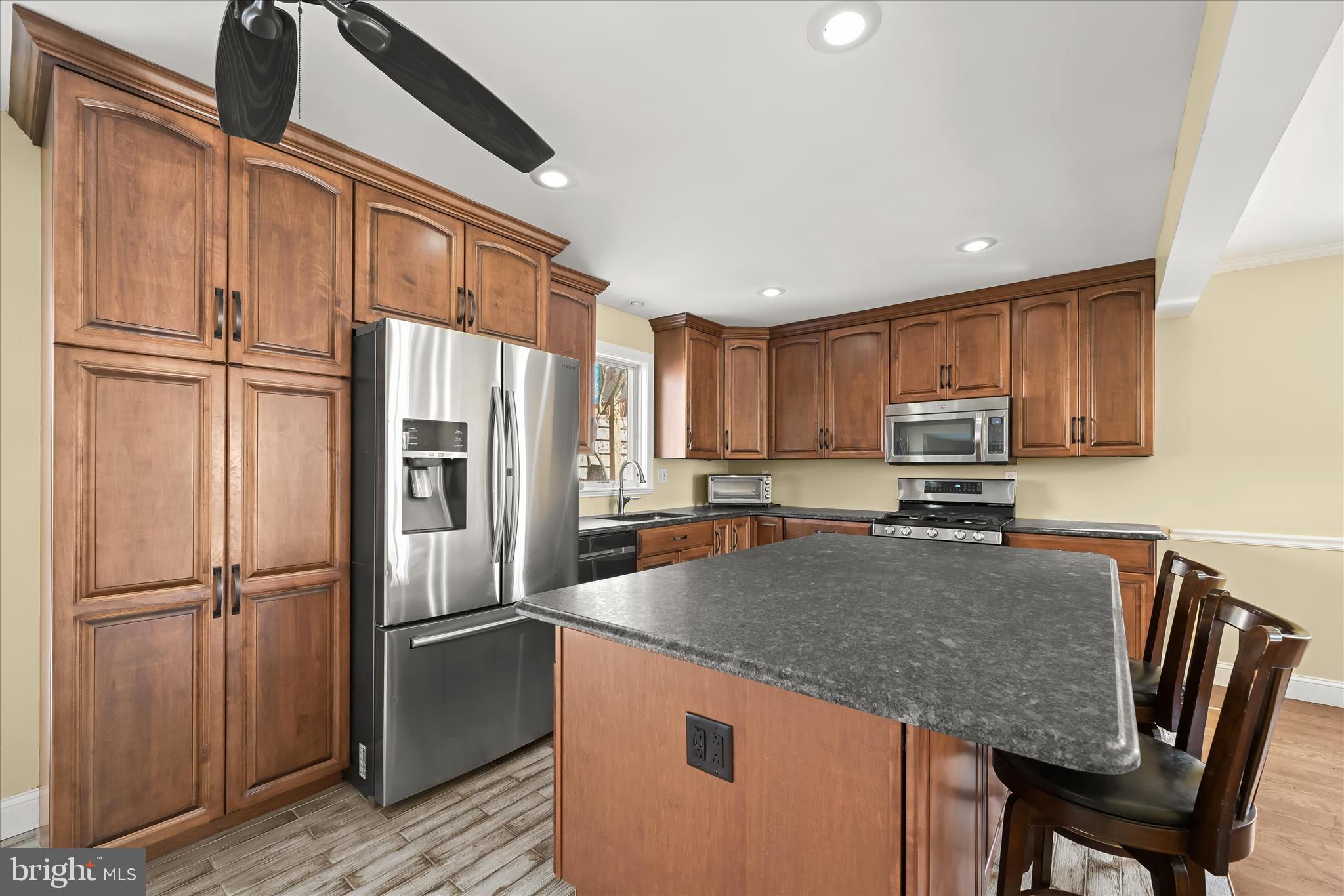 KINGS CONTRIVANCE - Residential