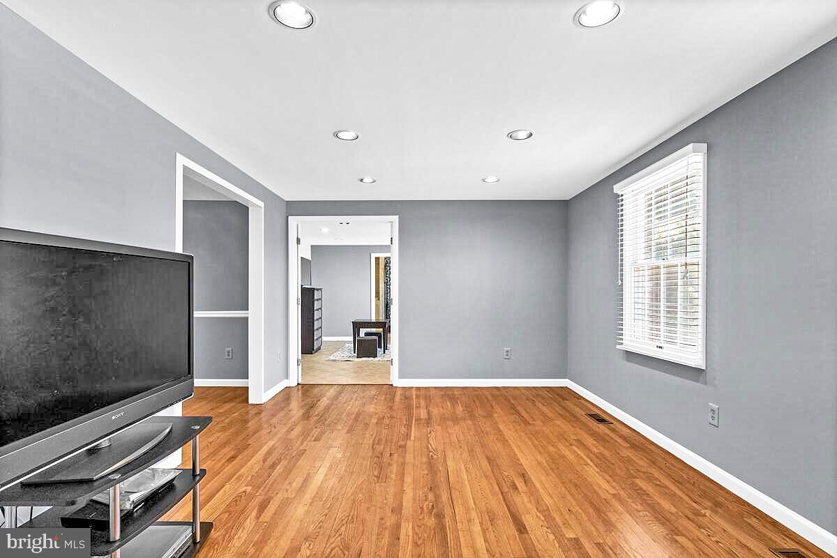 GOSHEN ESTATES - Residential