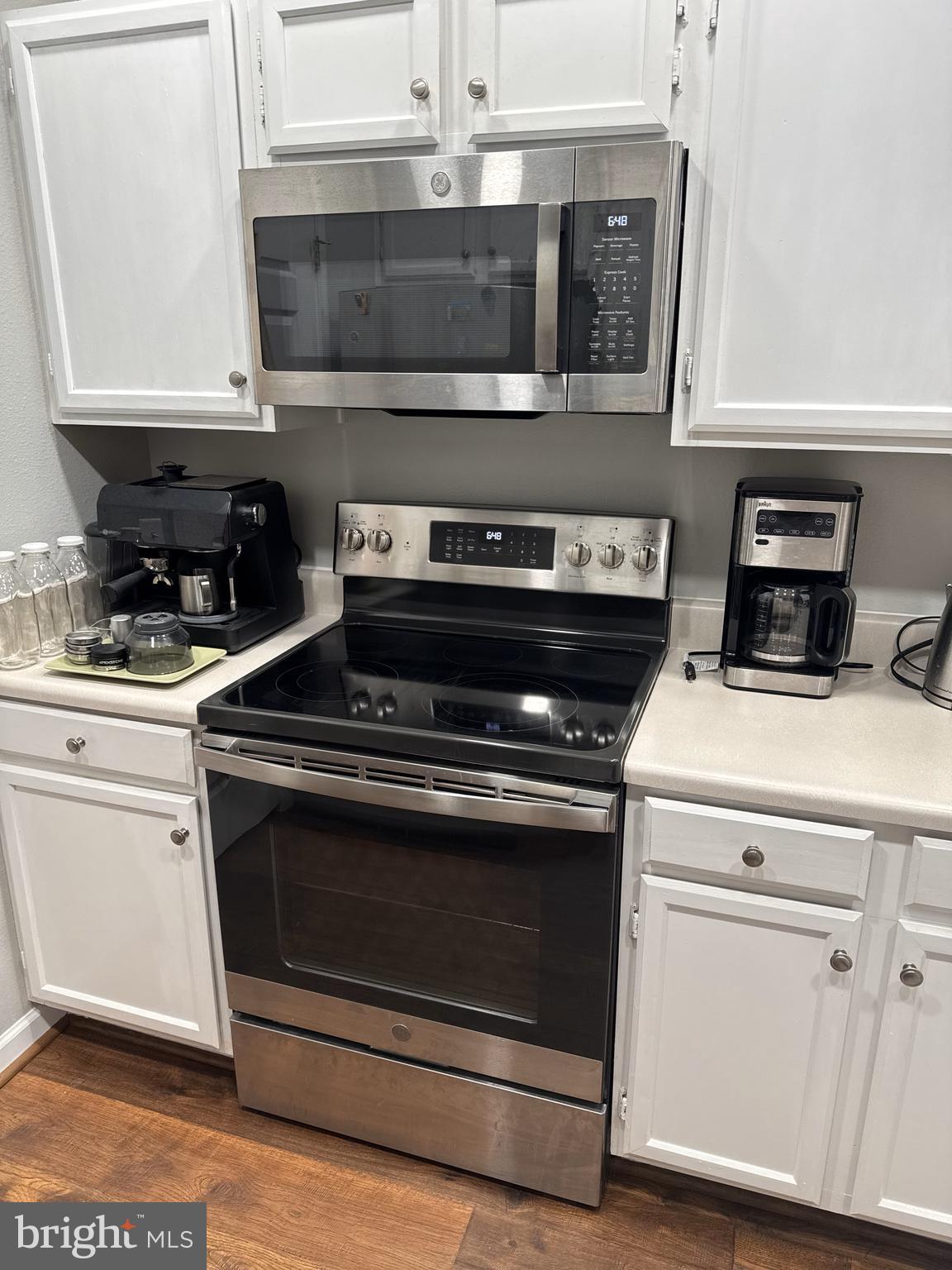 GATES OF MCLEAN - Residential Lease