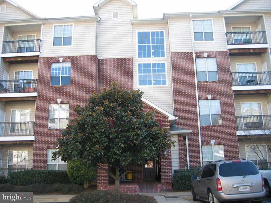 Luxurious, gated, amenity-filled residence next to metro. Heart of Tysons near restaurants, movies, shopping, performance center; near 495, 267, 66, 2-story clubhouse w/ social room, movie theater, coffee bar, fitness center, sauna, pool, sundeck, jogging trail, tot lot, picnic area, basketball court. New stainless-steel stove and microwave. Full-size washer/dryer, stainless steel refrigerator, 9 ft. ceilings, huge balcony w/ 7 acre wooded common-land view, renovated primary bathroom. Reserved garage parking spot.