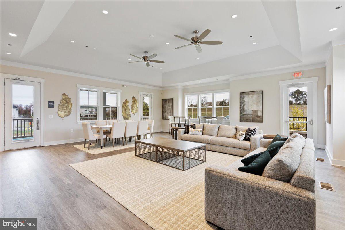 POLAND HILL - Residential