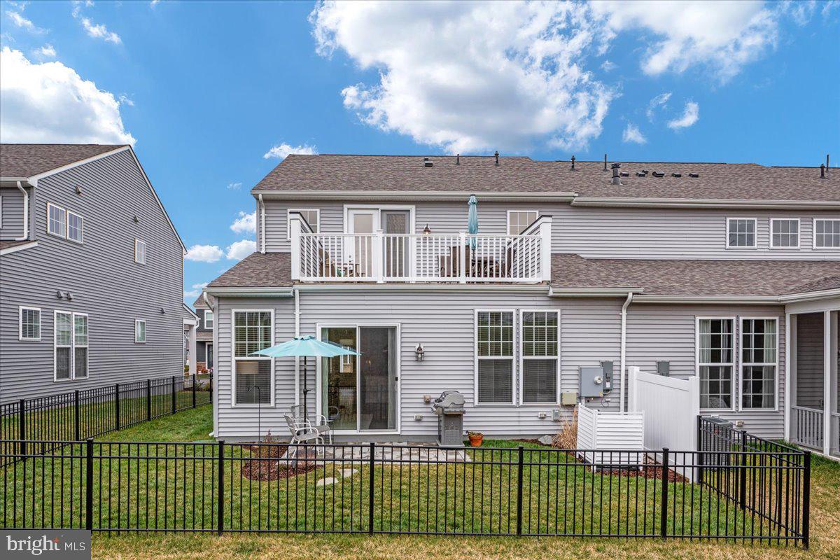 POLAND HILL - Residential