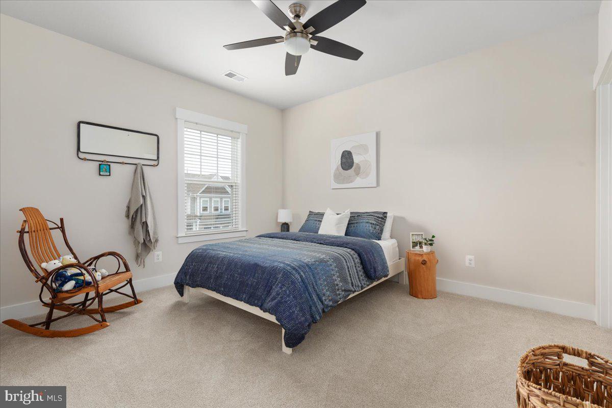 POLAND HILL - Residential