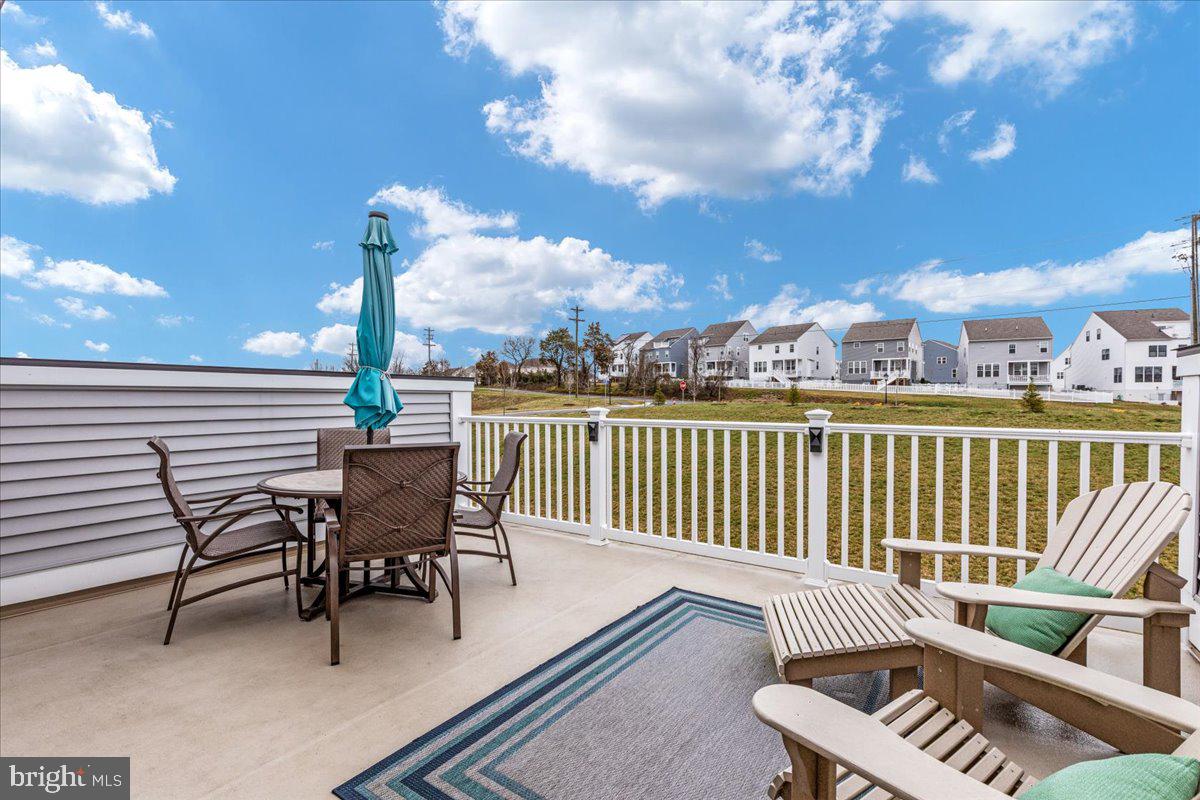 POLAND HILL - Residential