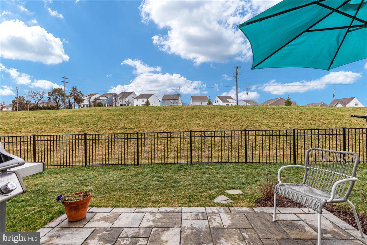 POLAND HILL - Residential