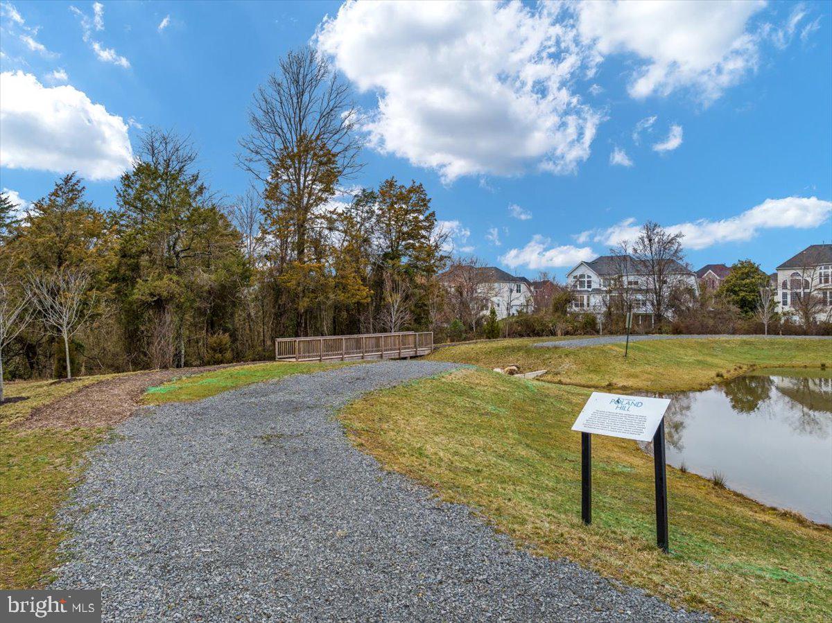 POLAND HILL - Residential