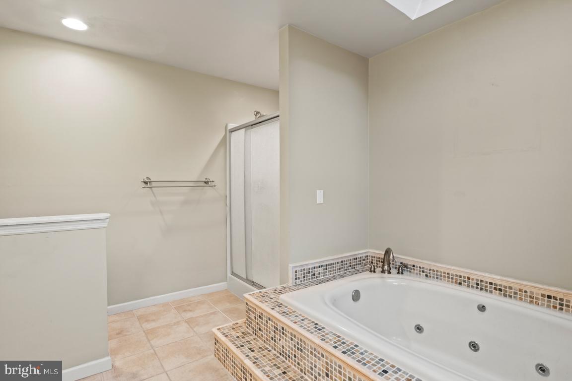 GREENFIELDS - Residential