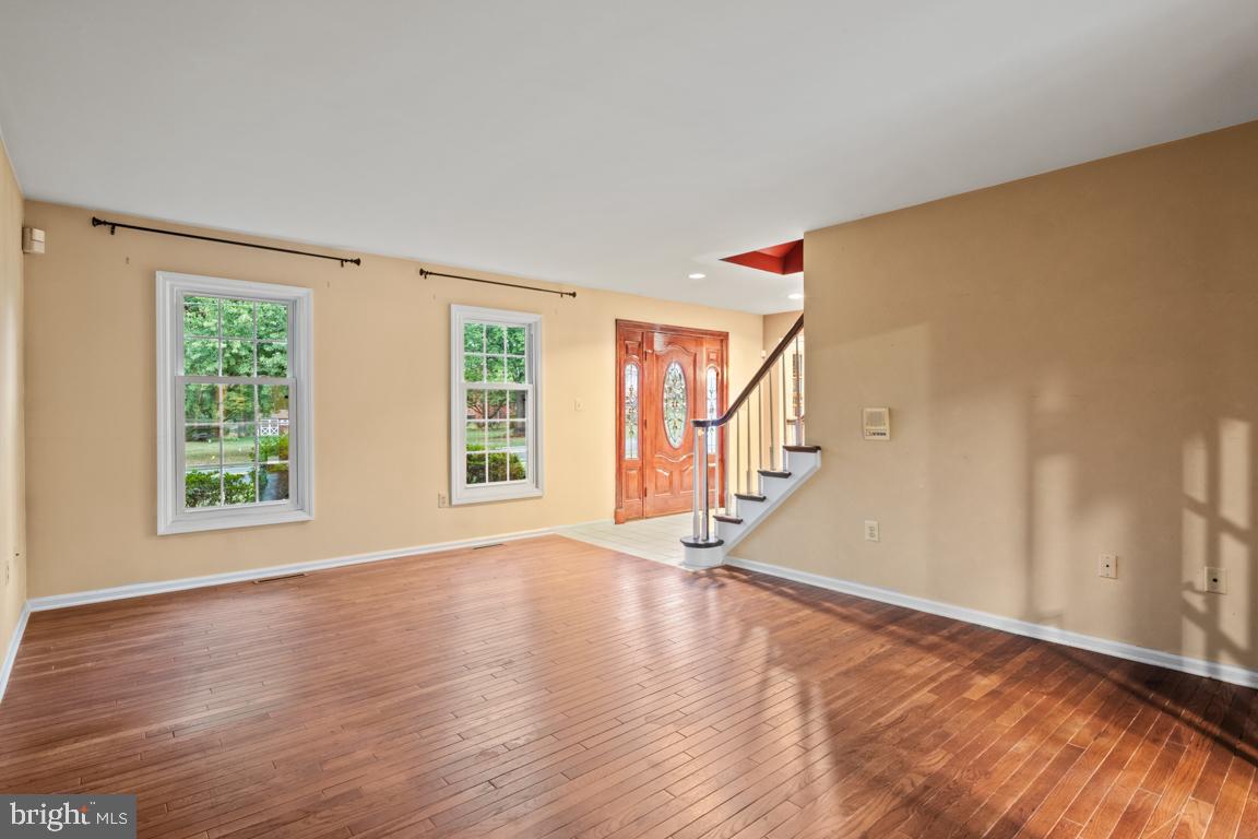 GREENFIELDS - Residential