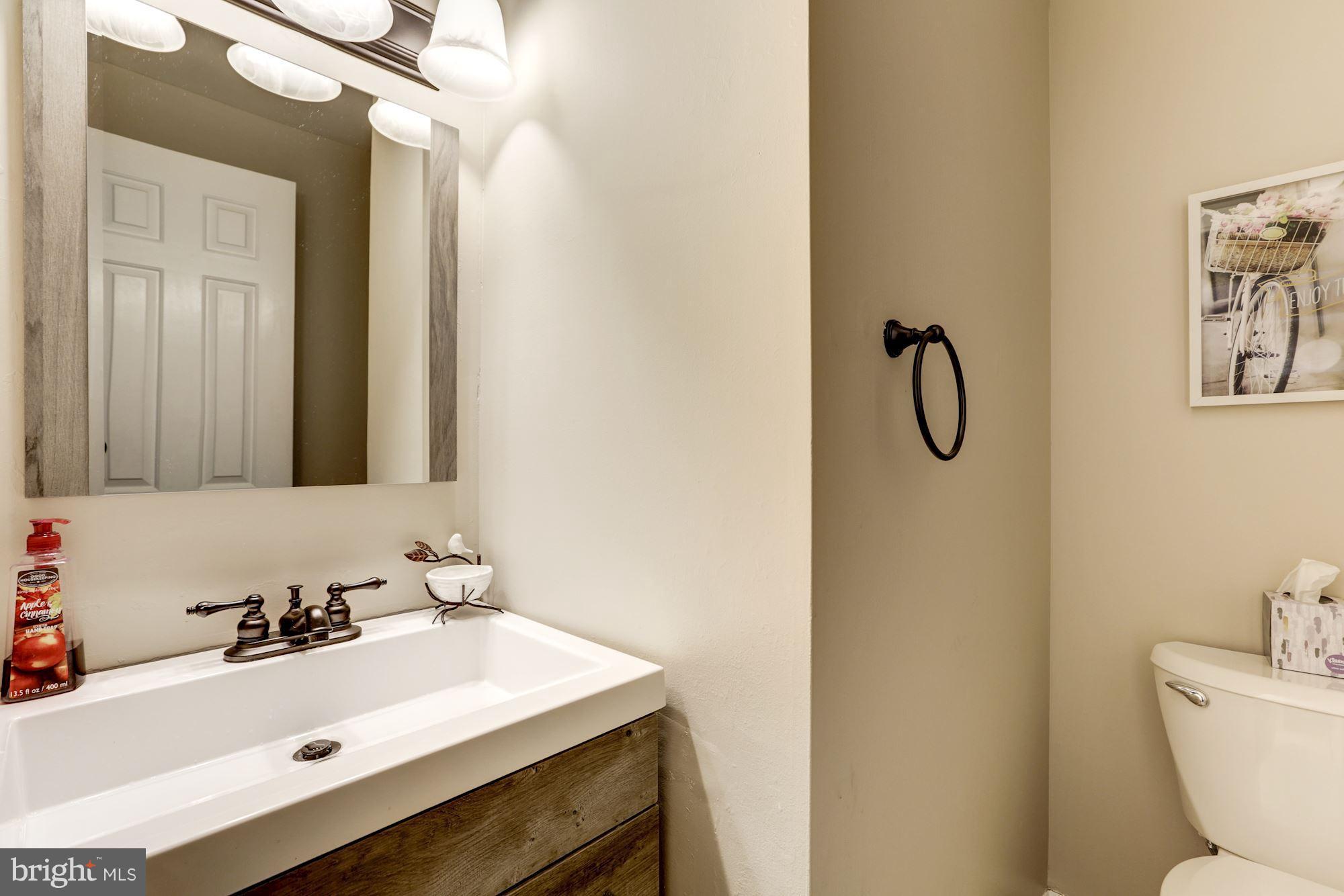 DERWOOD STATION - Residential