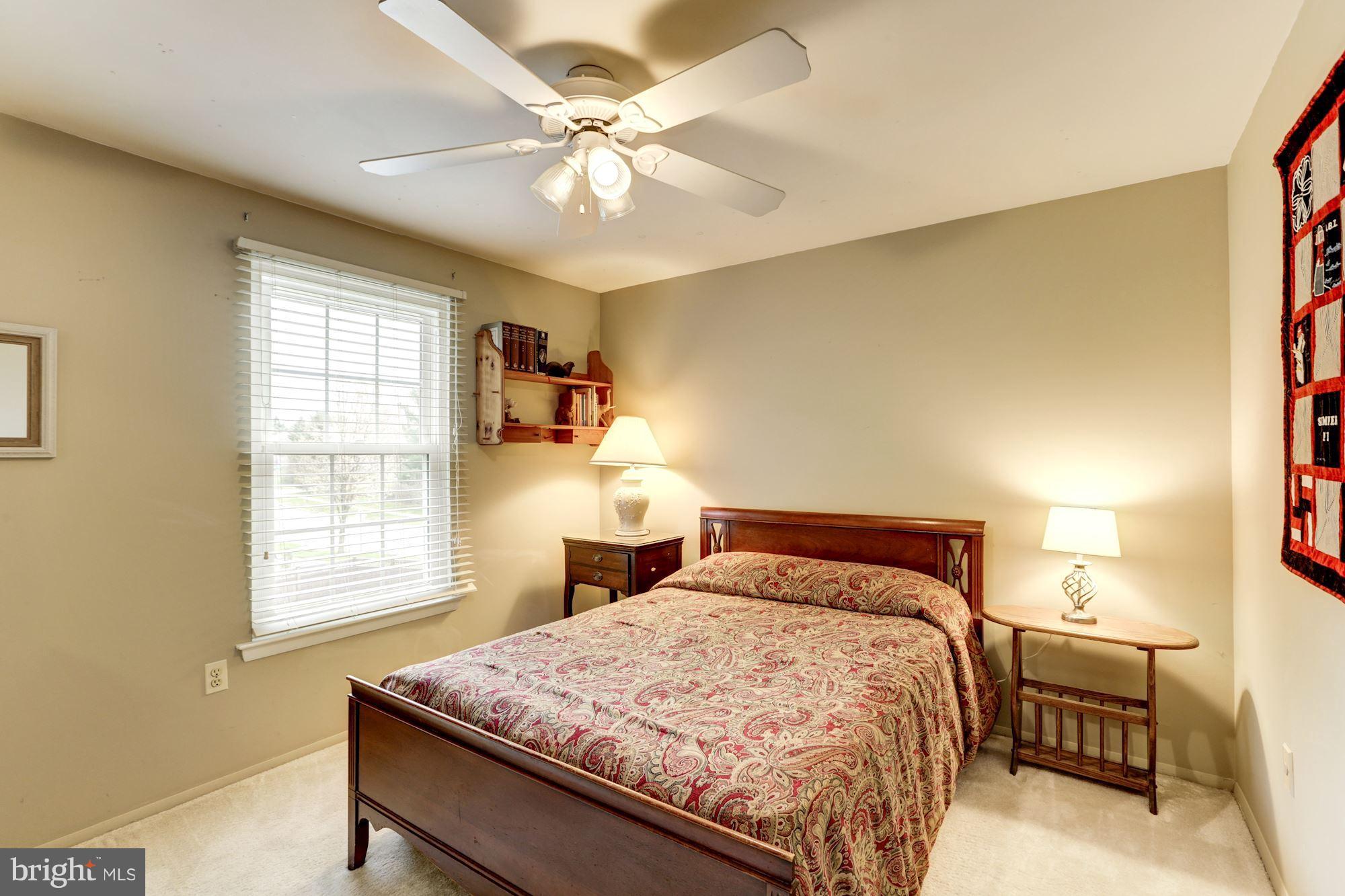 DERWOOD STATION - Residential