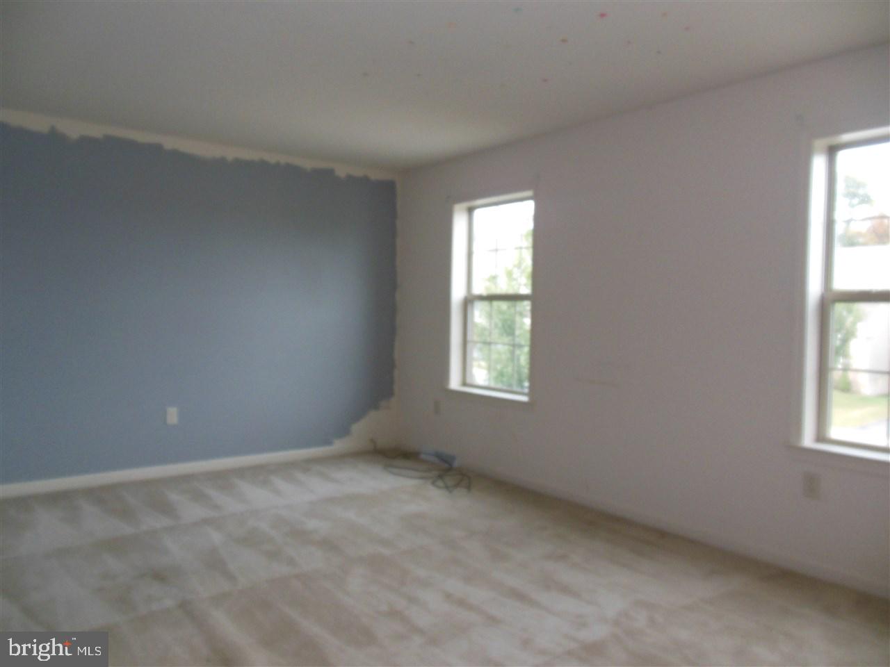 WINDSOR CROSSING - Residential