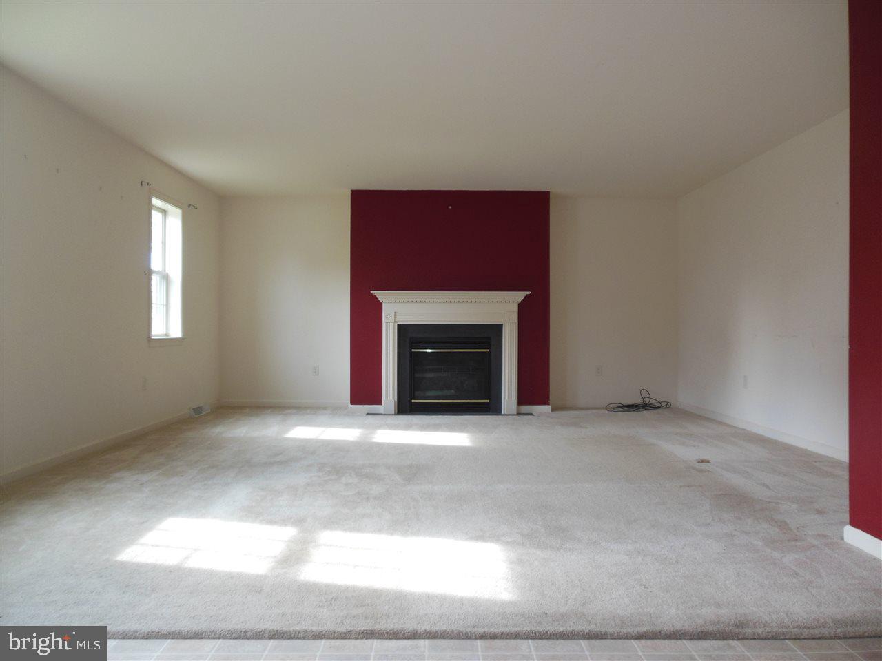 WINDSOR CROSSING - Residential