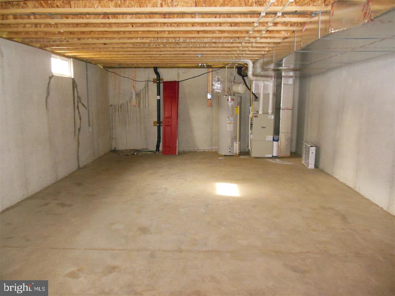 WINDSOR CROSSING - Residential