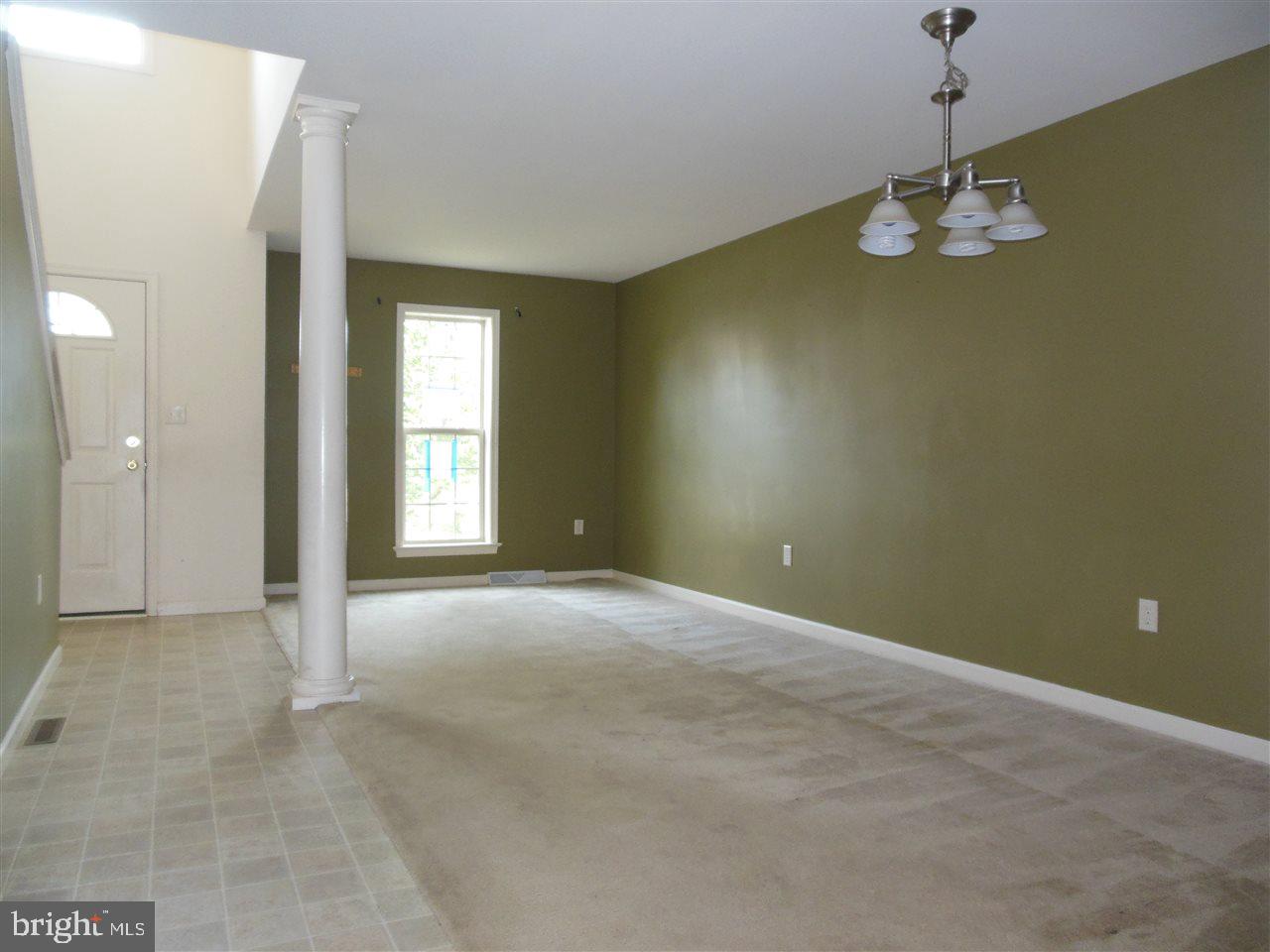 WINDSOR CROSSING - Residential