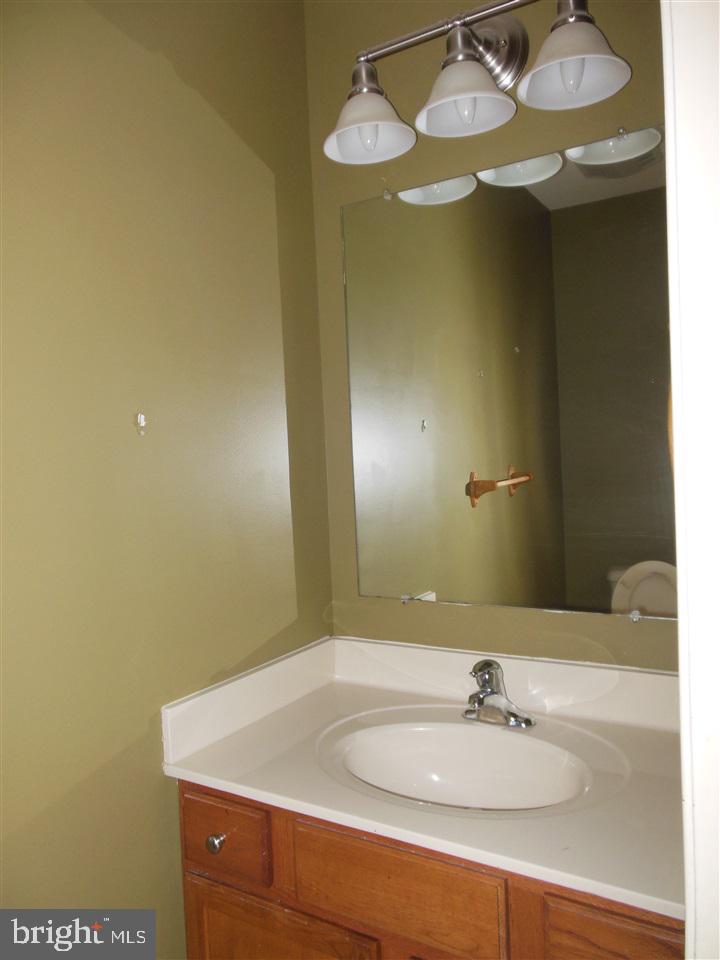 WINDSOR CROSSING - Residential