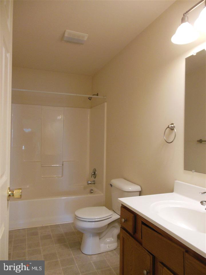 WINDSOR CROSSING - Residential