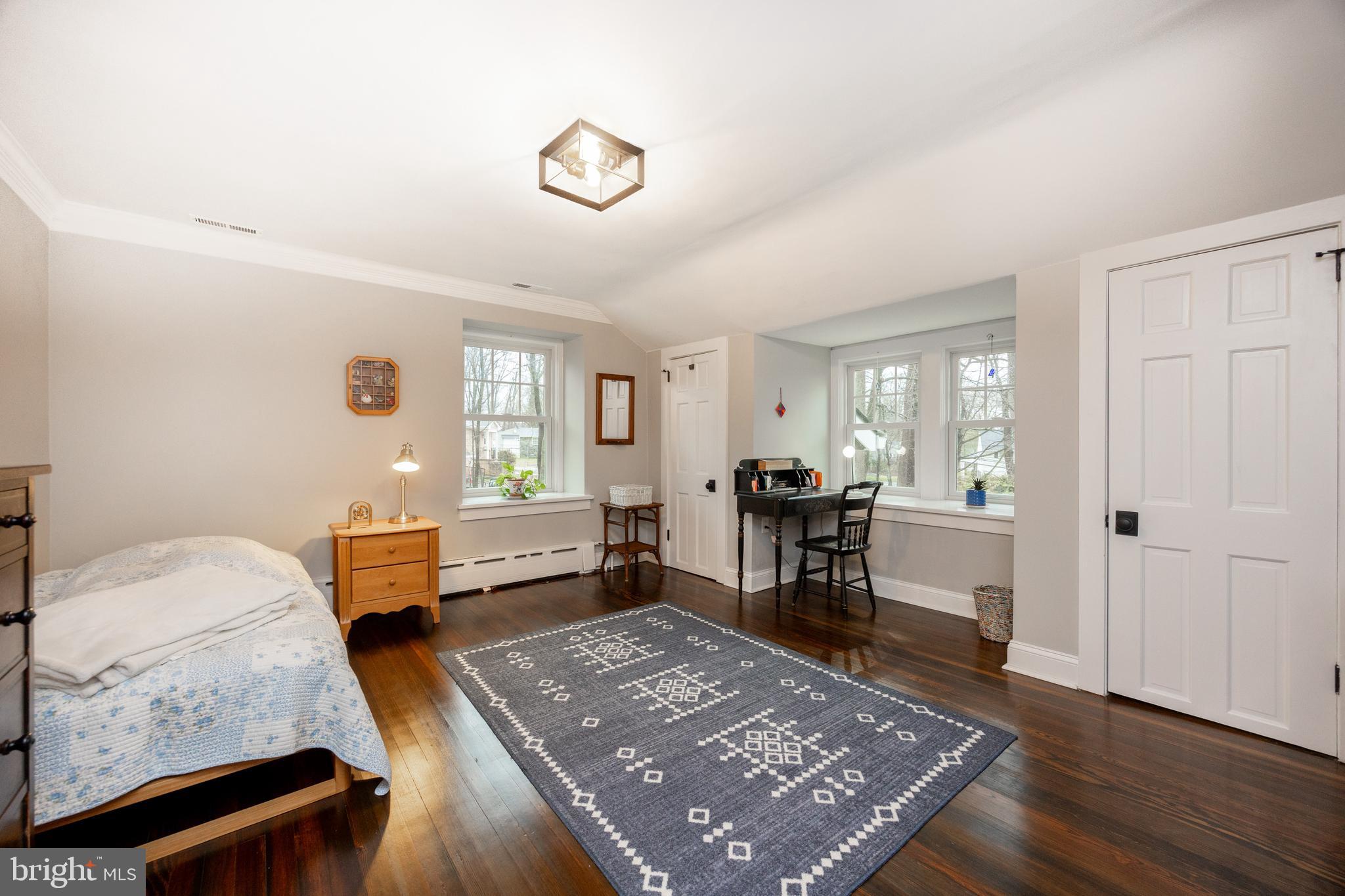 PAOLI GARDENS - Residential