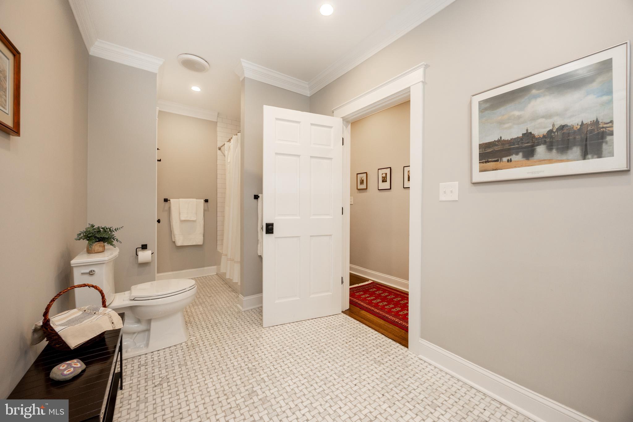 PAOLI GARDENS - Residential