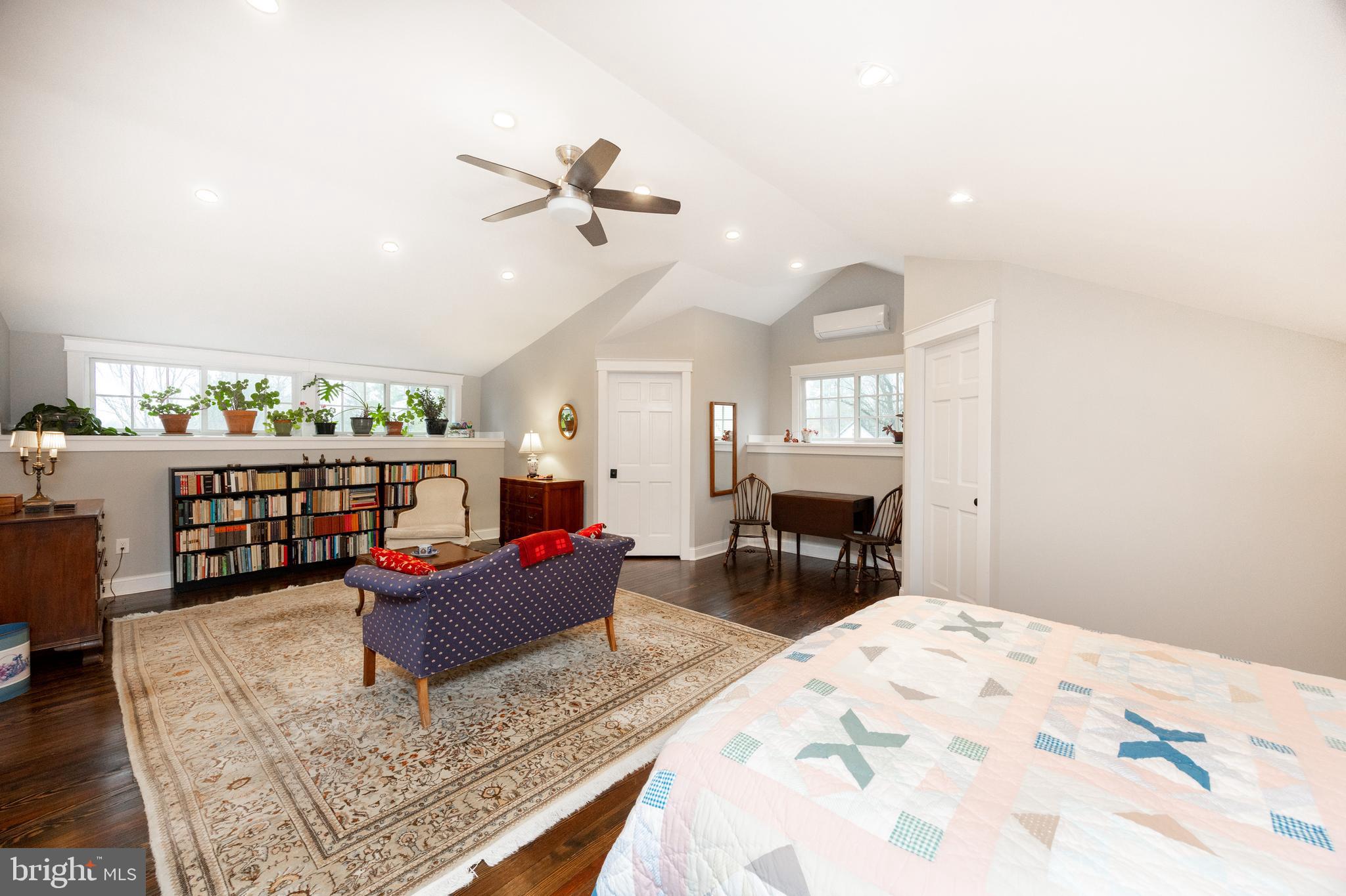 PAOLI GARDENS - Residential