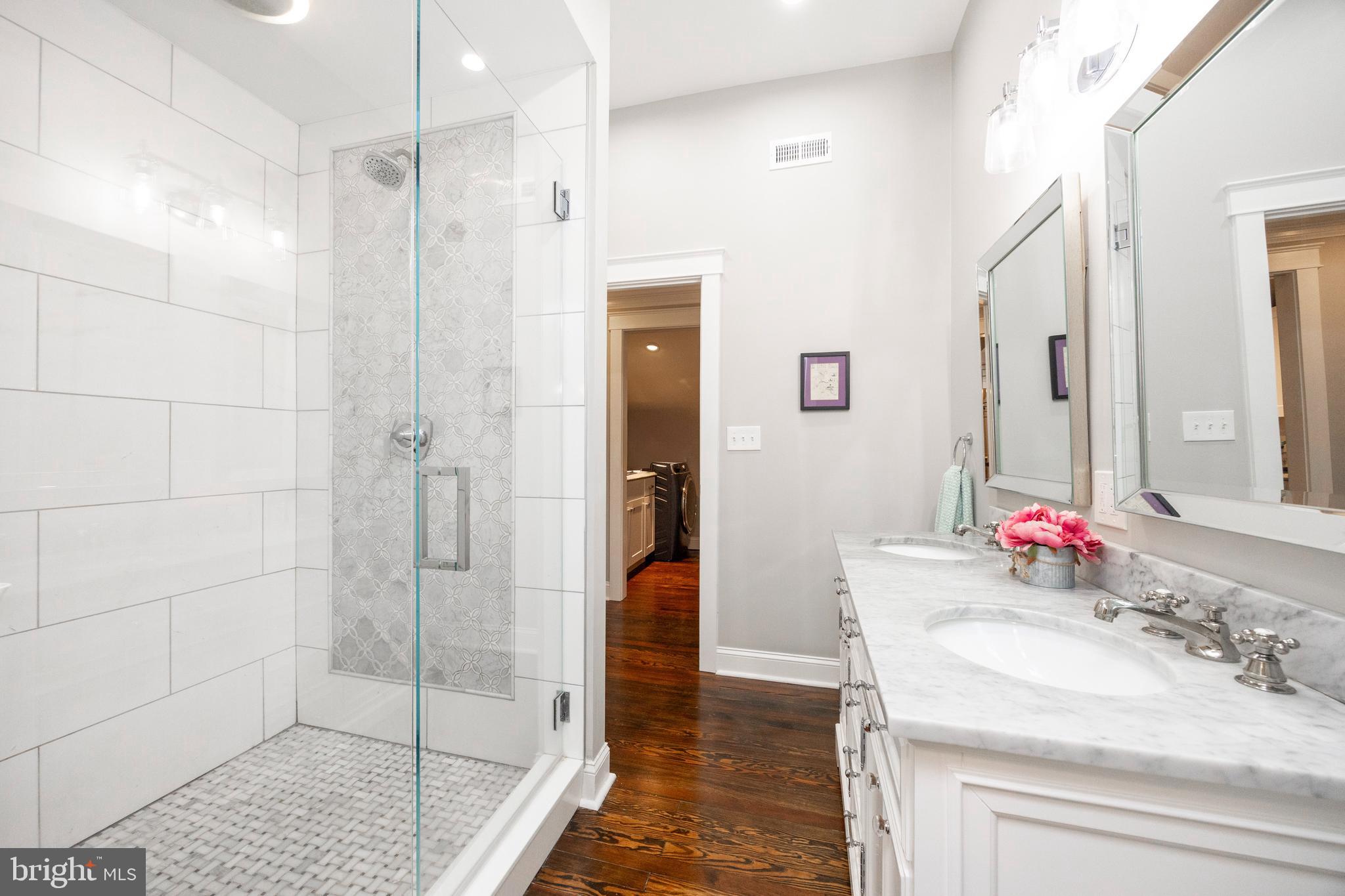 PAOLI GARDENS - Residential