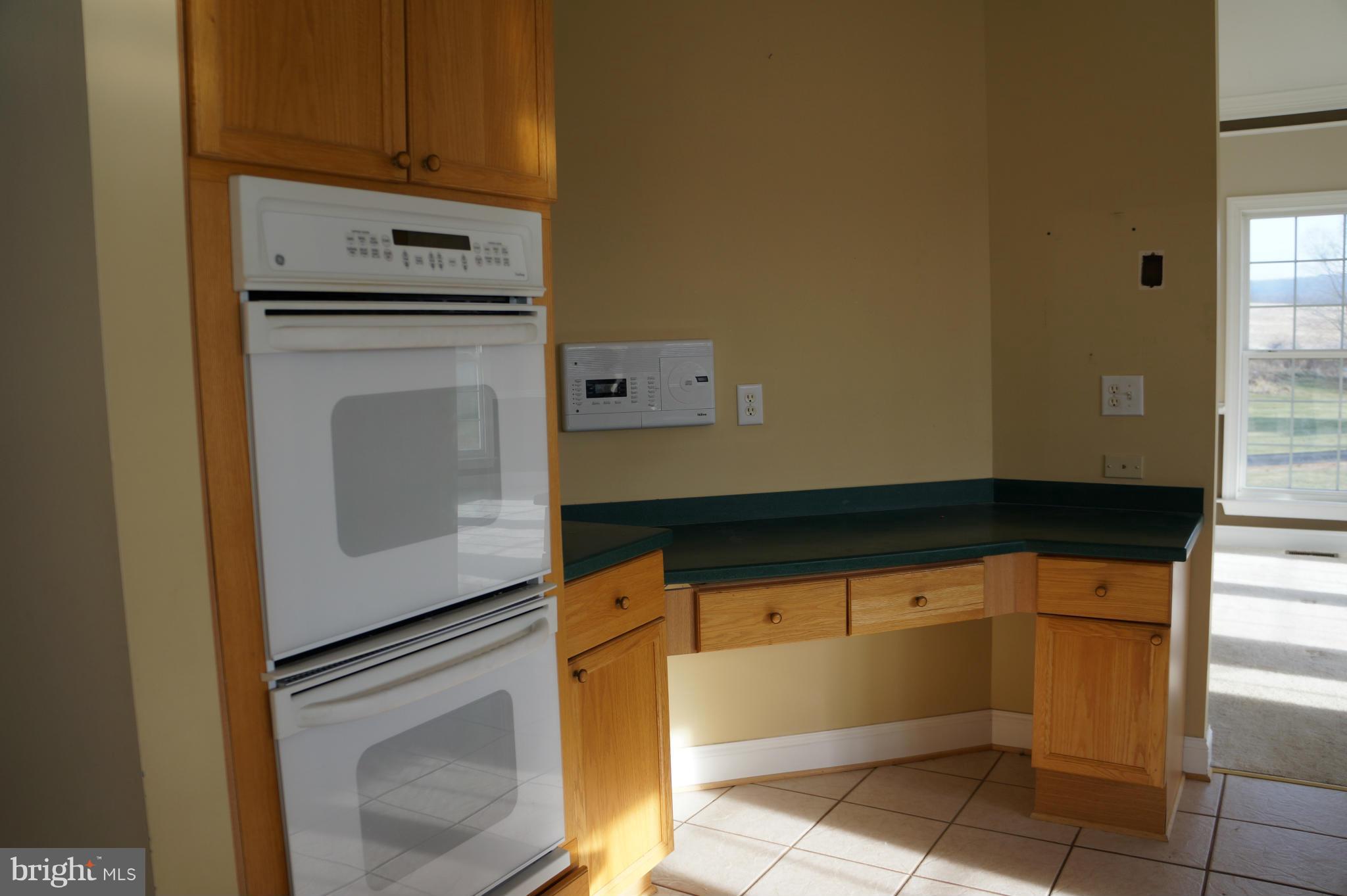 MEADOW BROOK - Residential