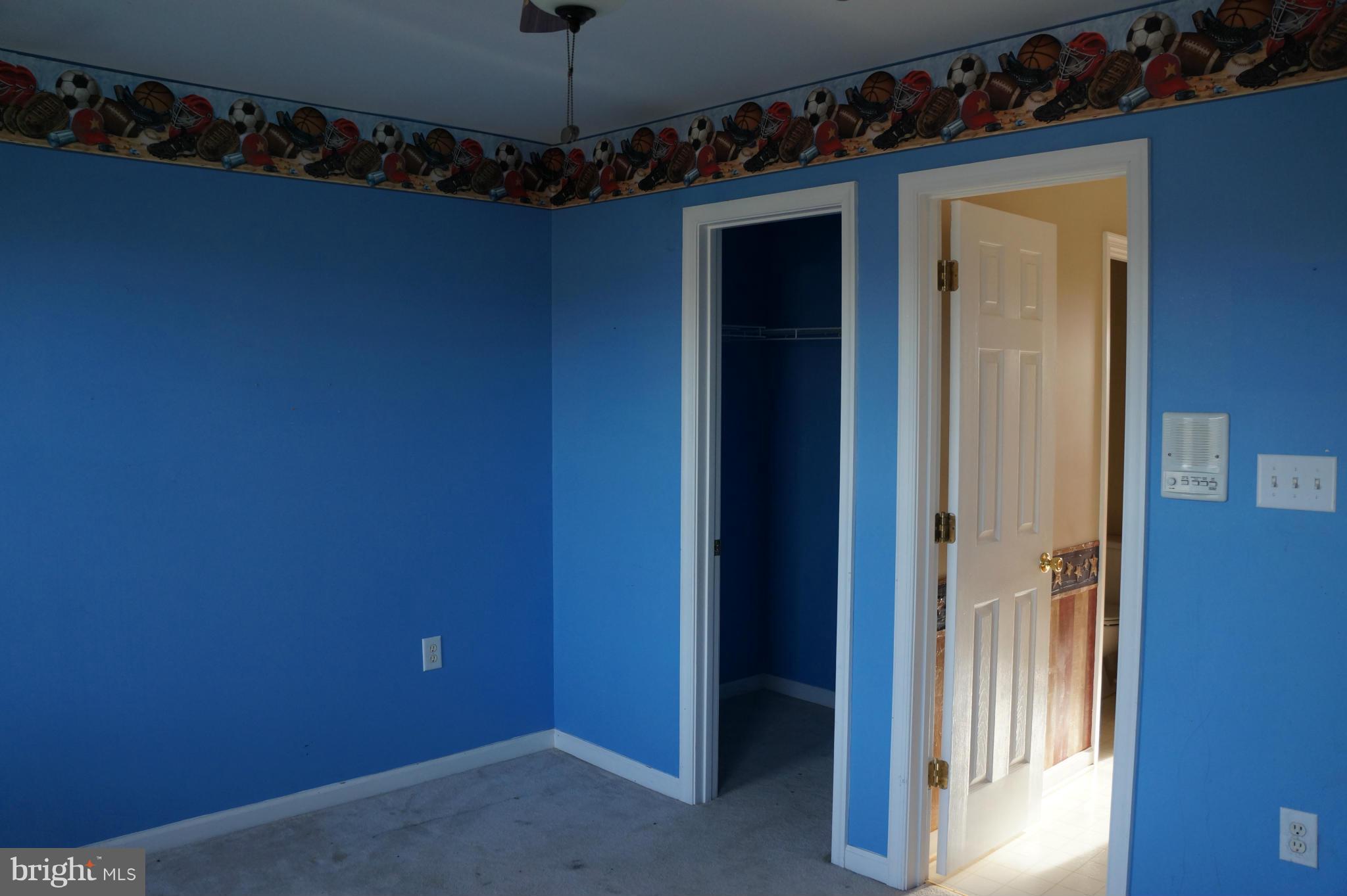 MEADOW BROOK - Residential