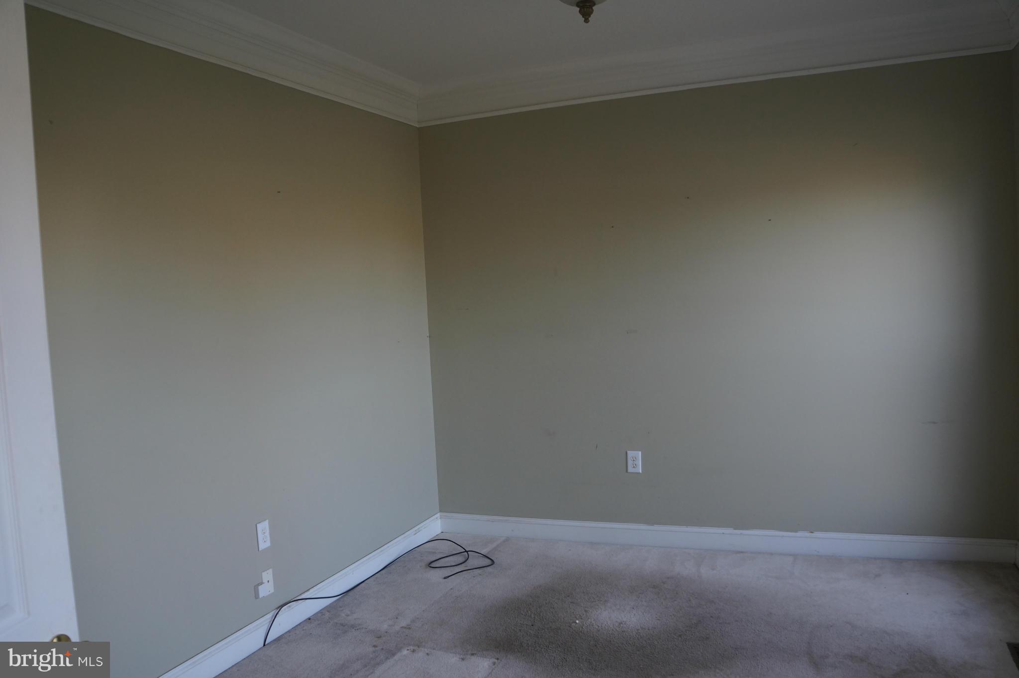 MEADOW BROOK - Residential