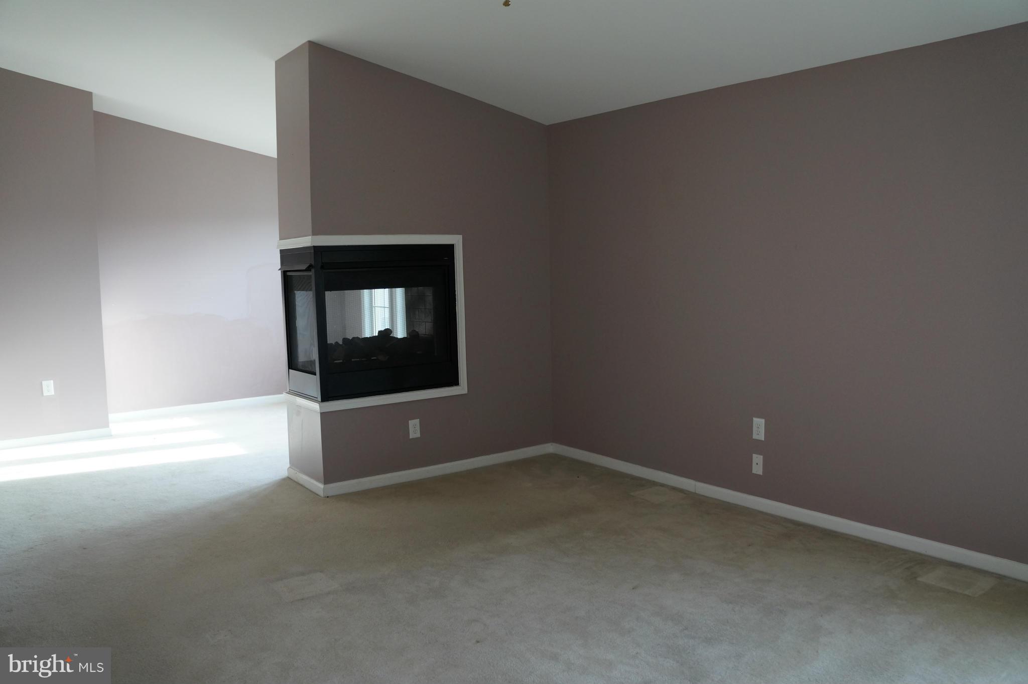 MEADOW BROOK - Residential