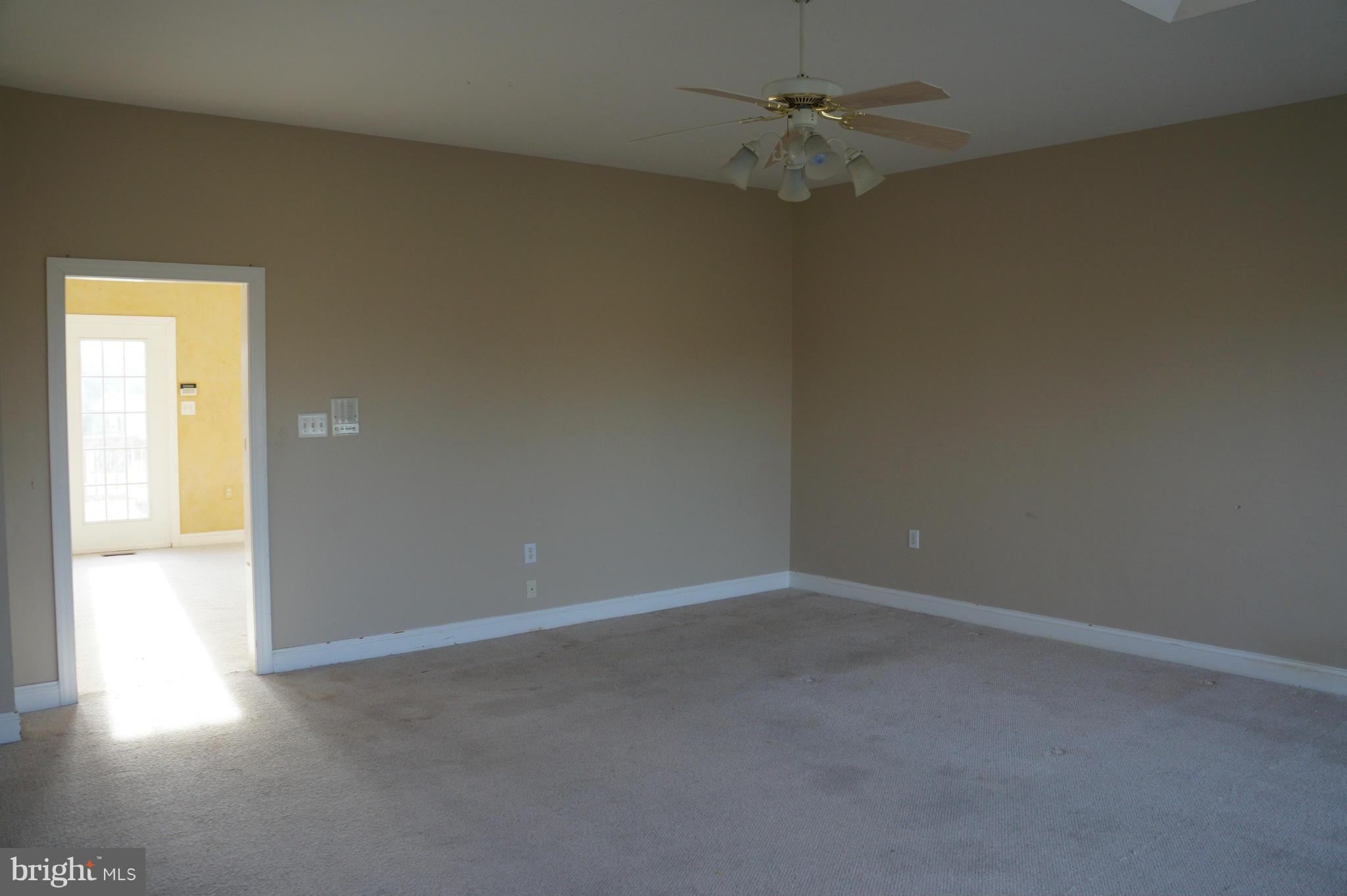 MEADOW BROOK - Residential