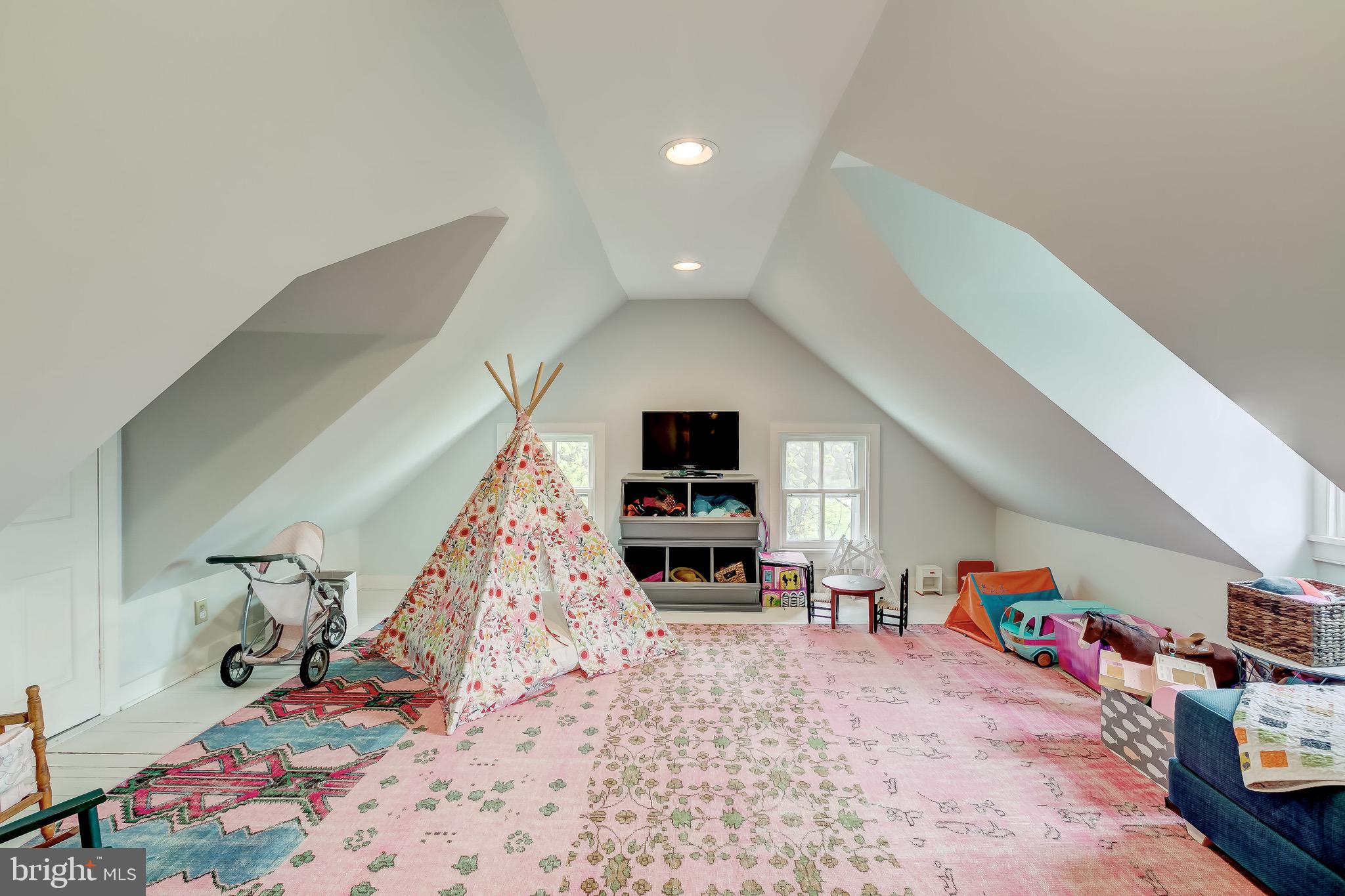 FREELAND - Residential