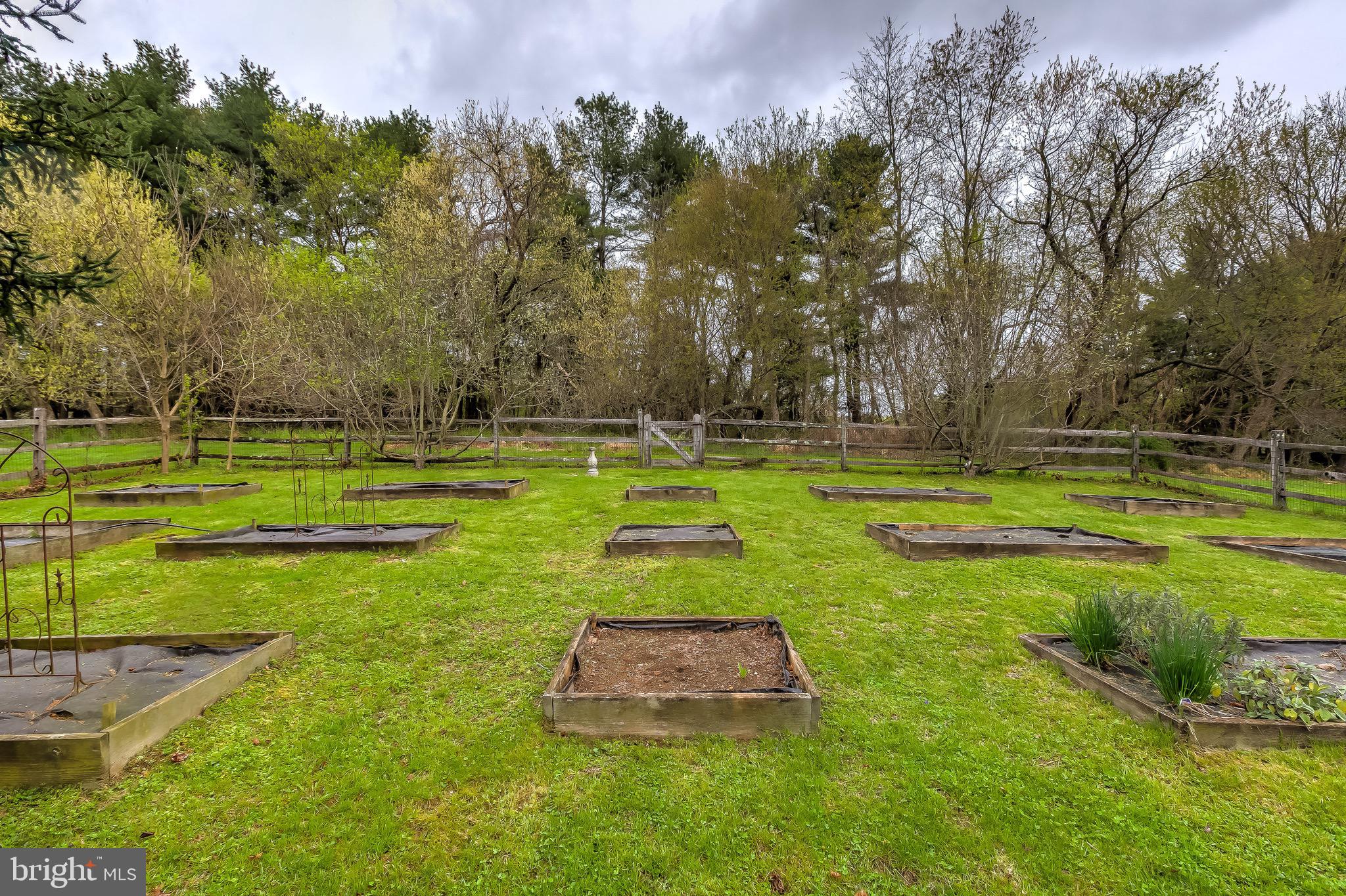 FREELAND - Residential