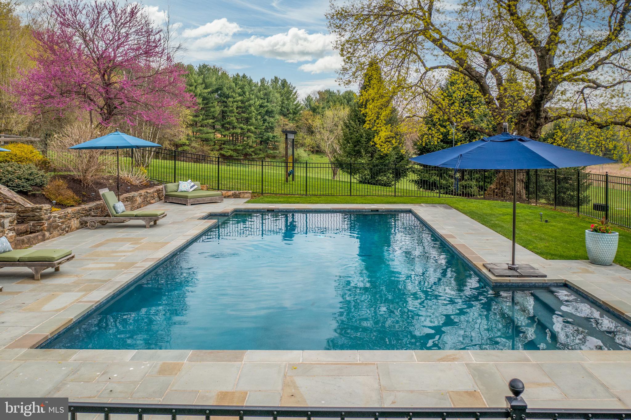 FREELAND - Residential