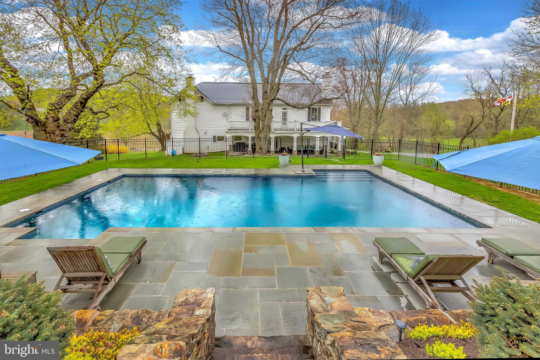 FREELAND - Residential