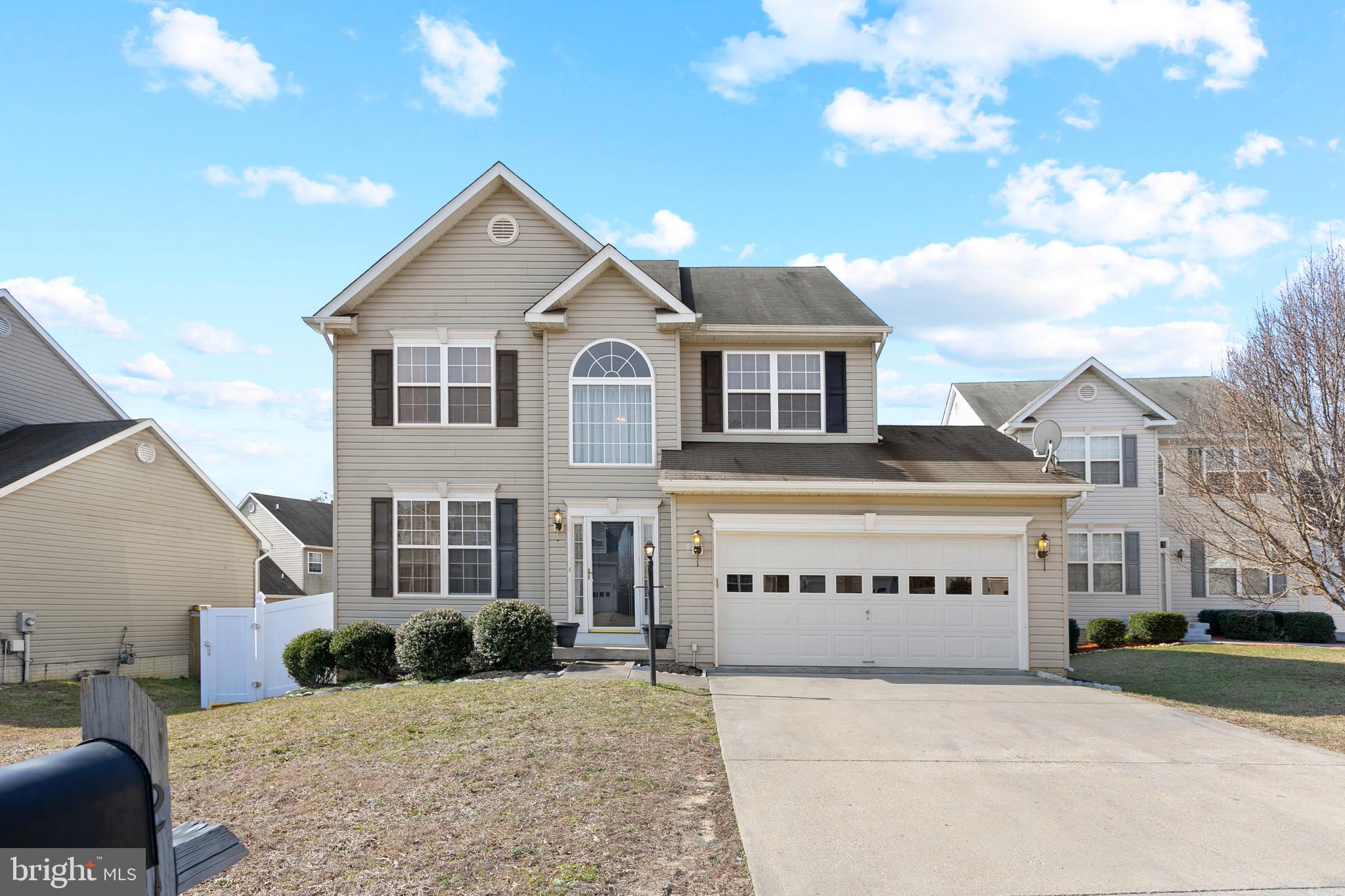 WESTBURY - Residential