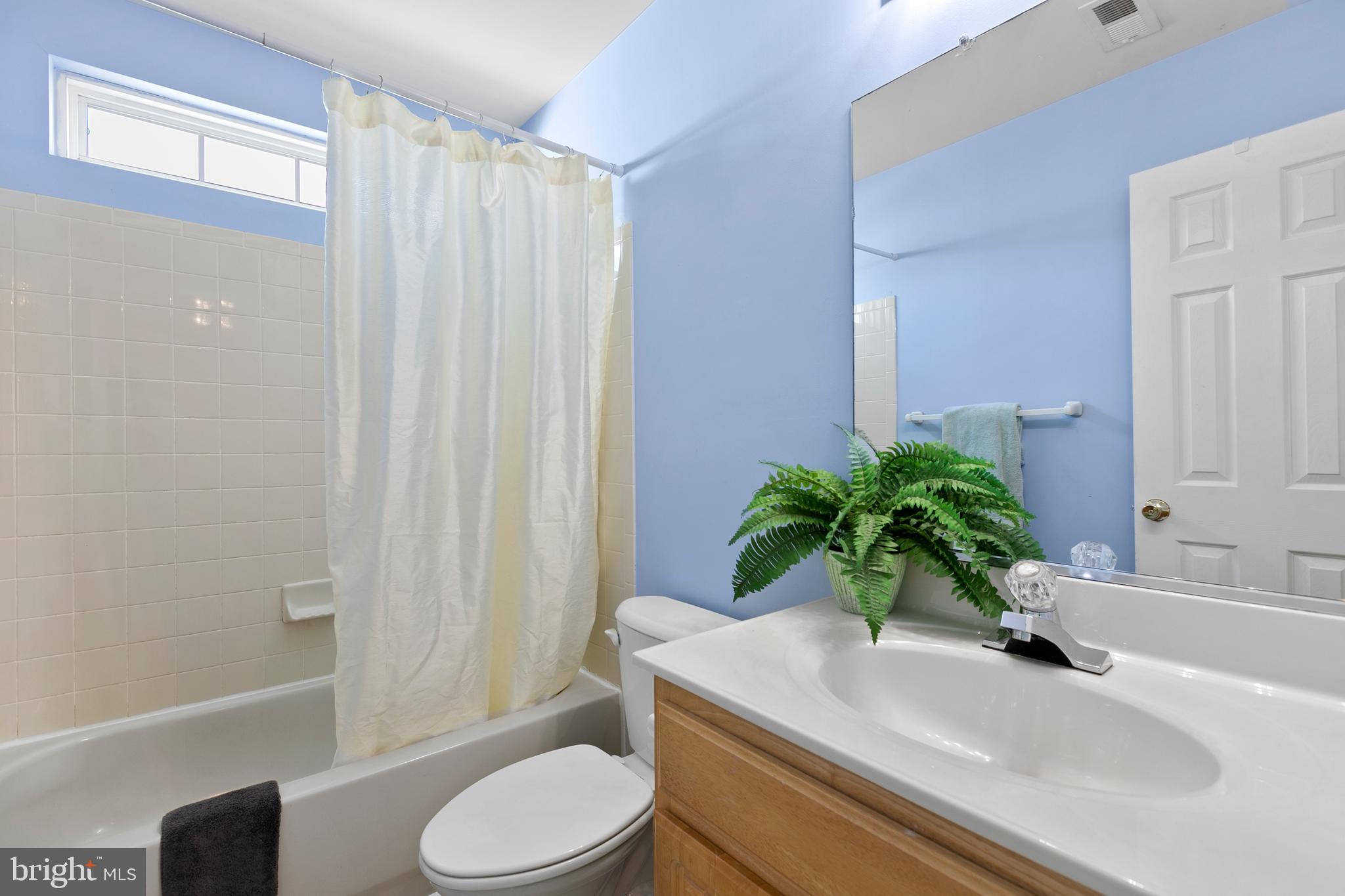 WESTBURY - Residential