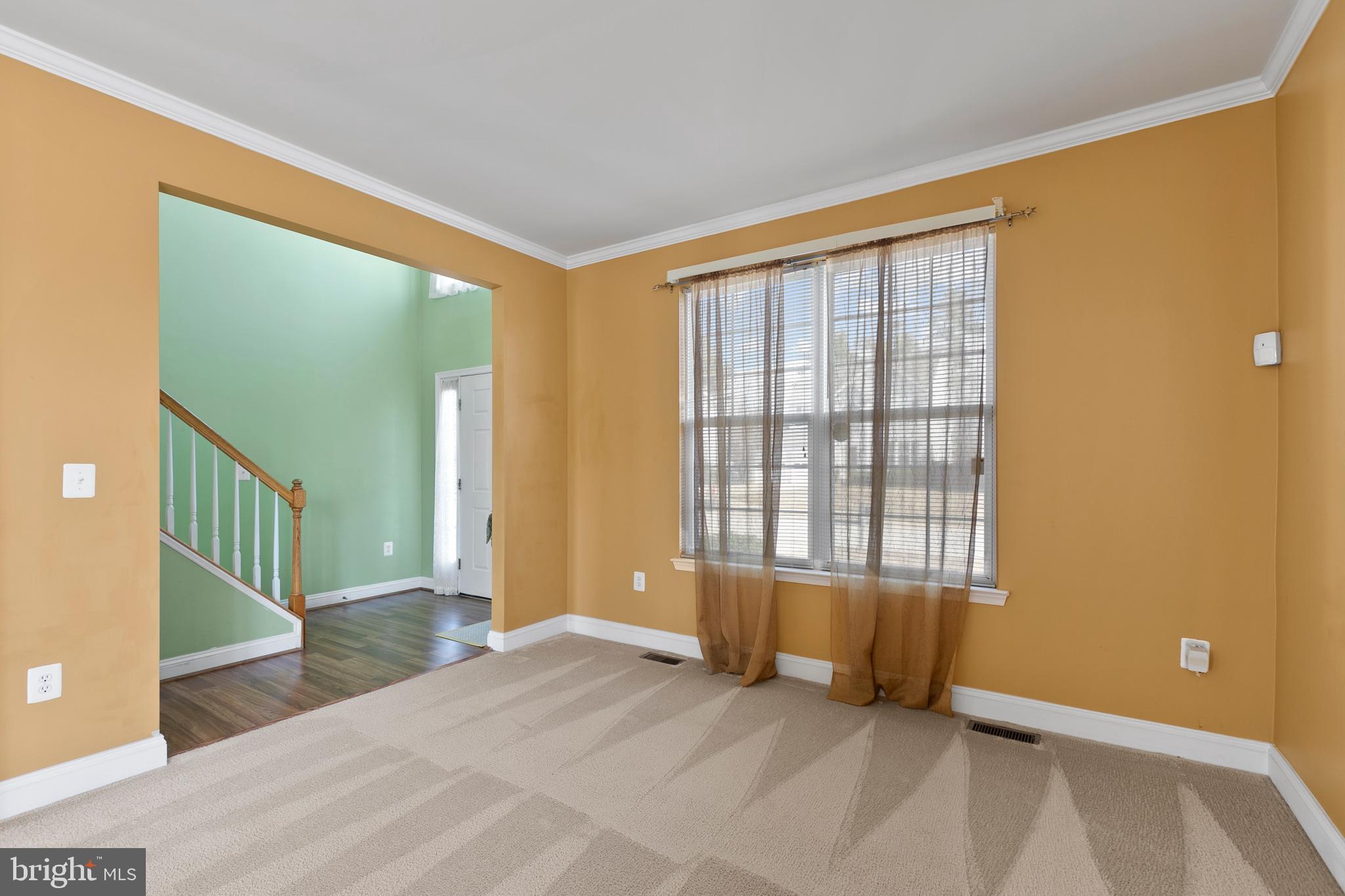 WESTBURY - Residential