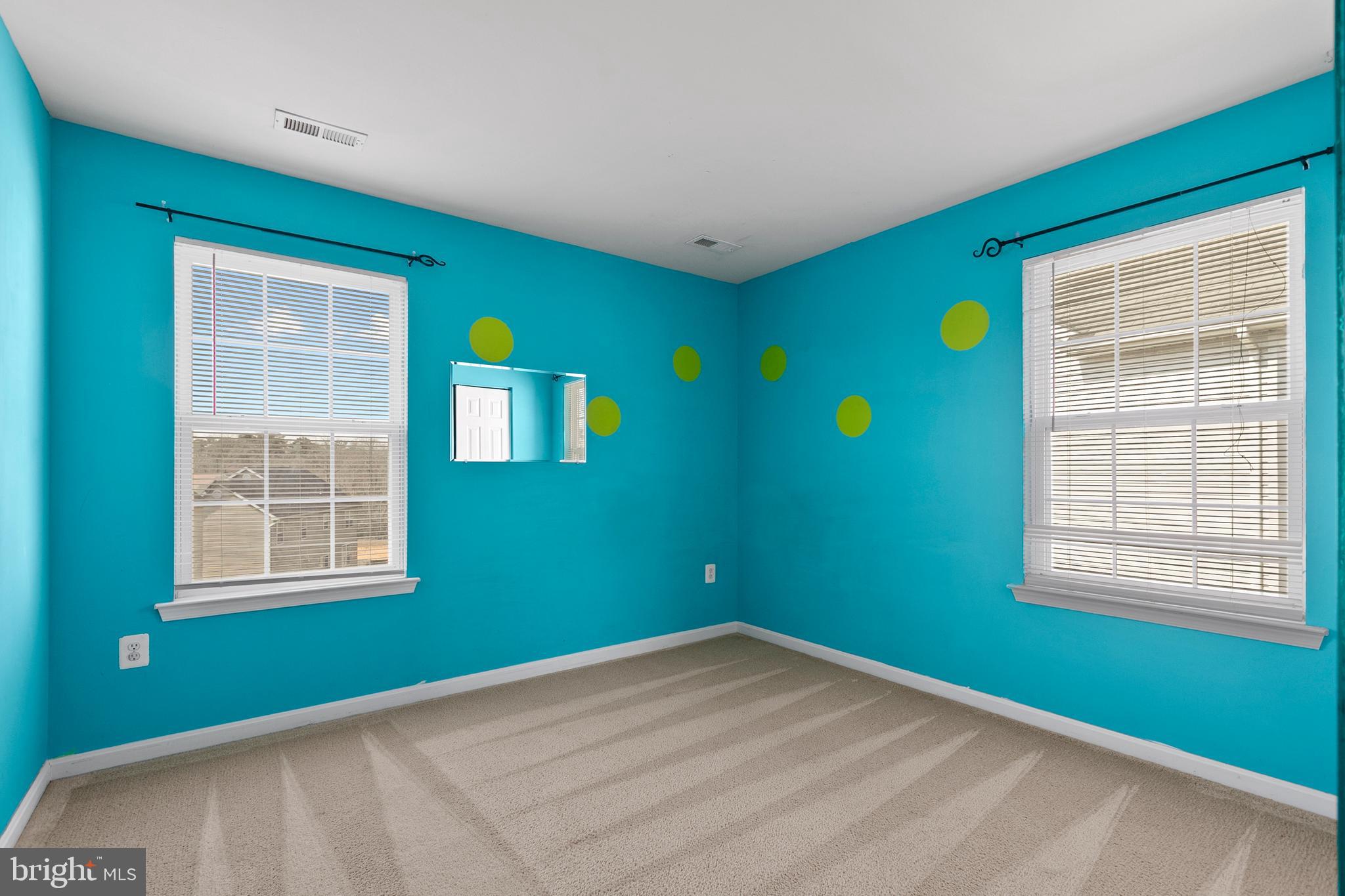 WESTBURY - Residential