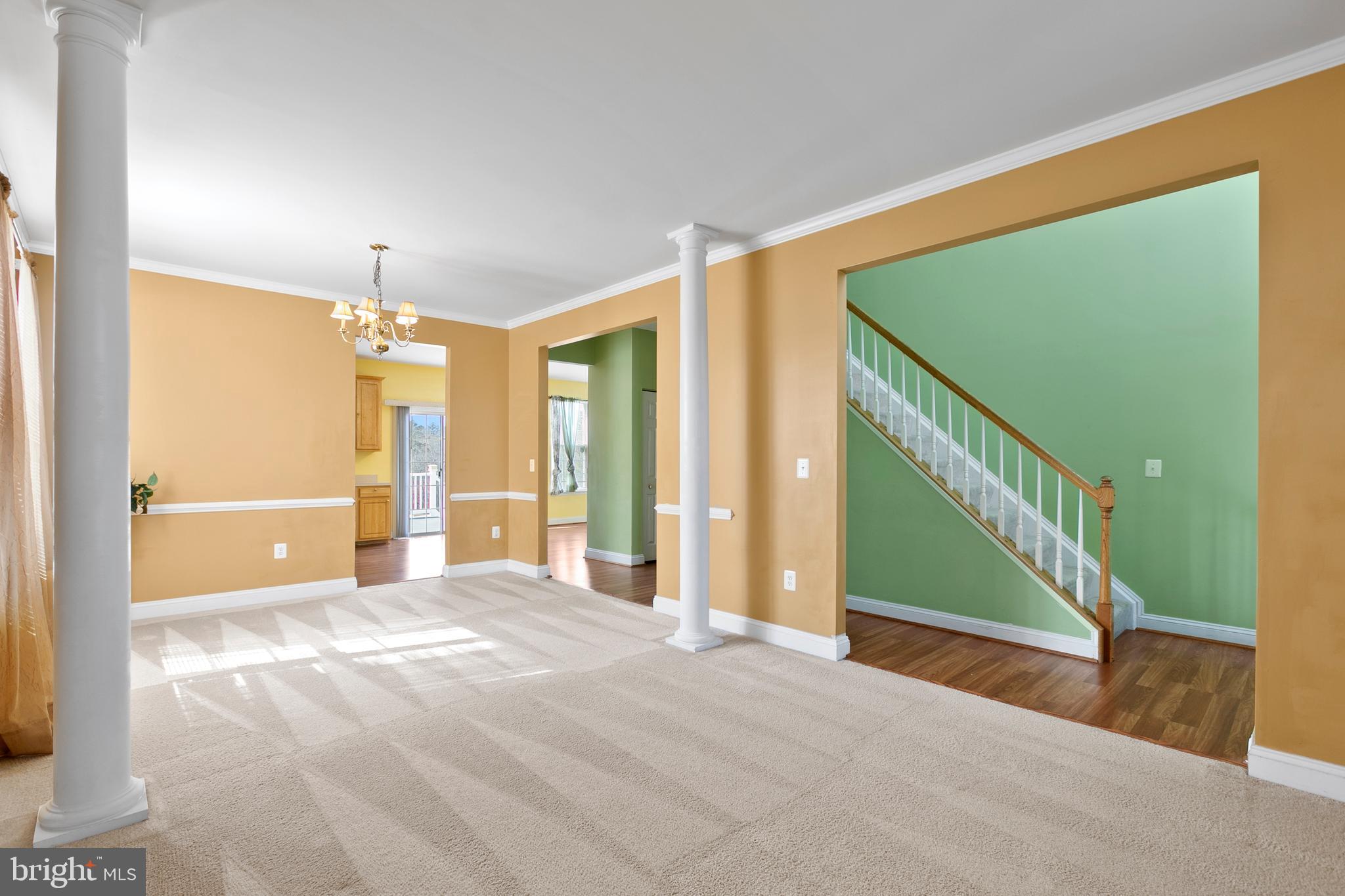 WESTBURY - Residential