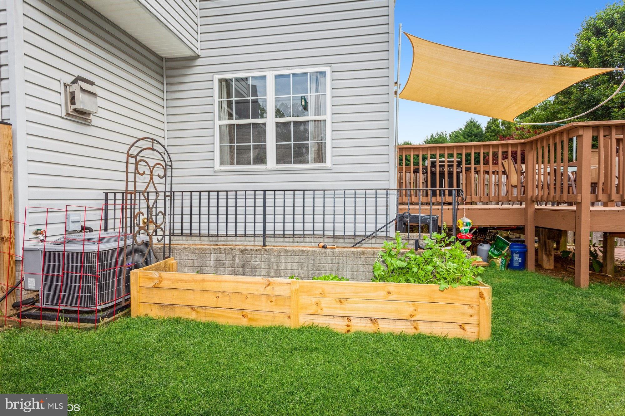 MONMOUTH MEADOWS - Residential