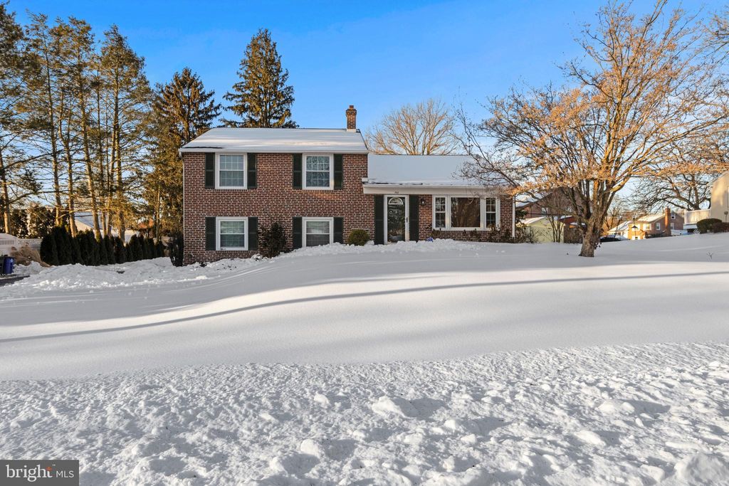 Photo of 302 Governors Drive, WALLINGFORD, PA 19086 (MLS # PADE2107414)