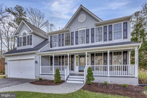 715 WALNUT AVENUE NORTH BEACH MD 20714