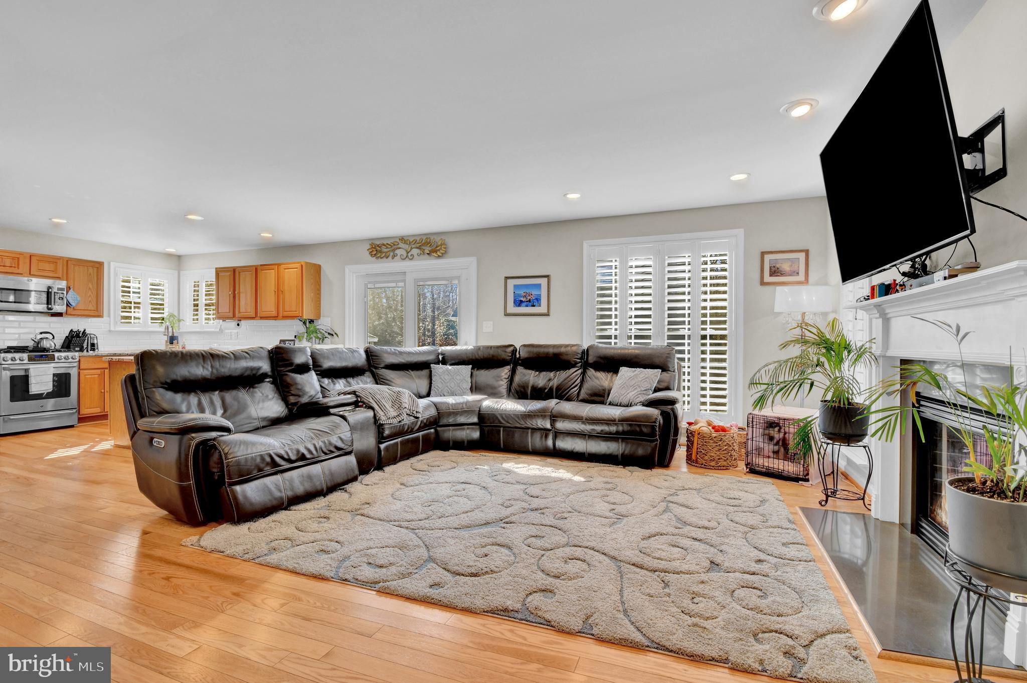 HOLLAND POINT - Residential