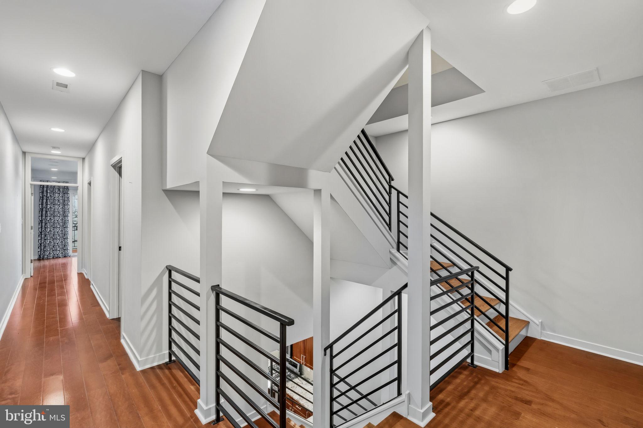 GRADUATE HOSPITAL - Residential