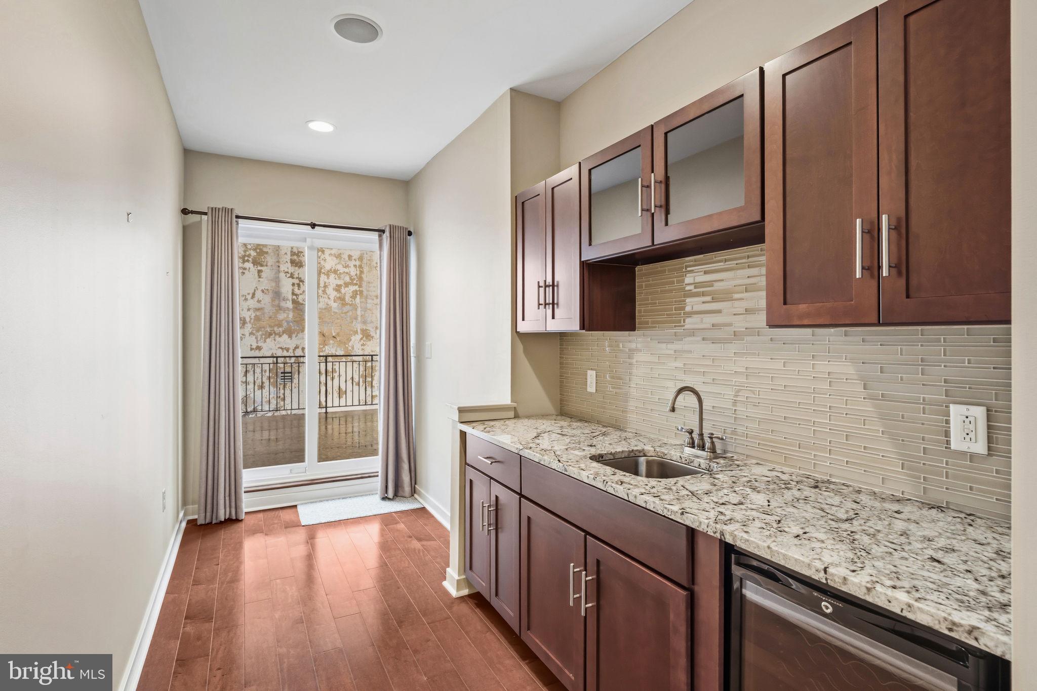 GRADUATE HOSPITAL - Residential