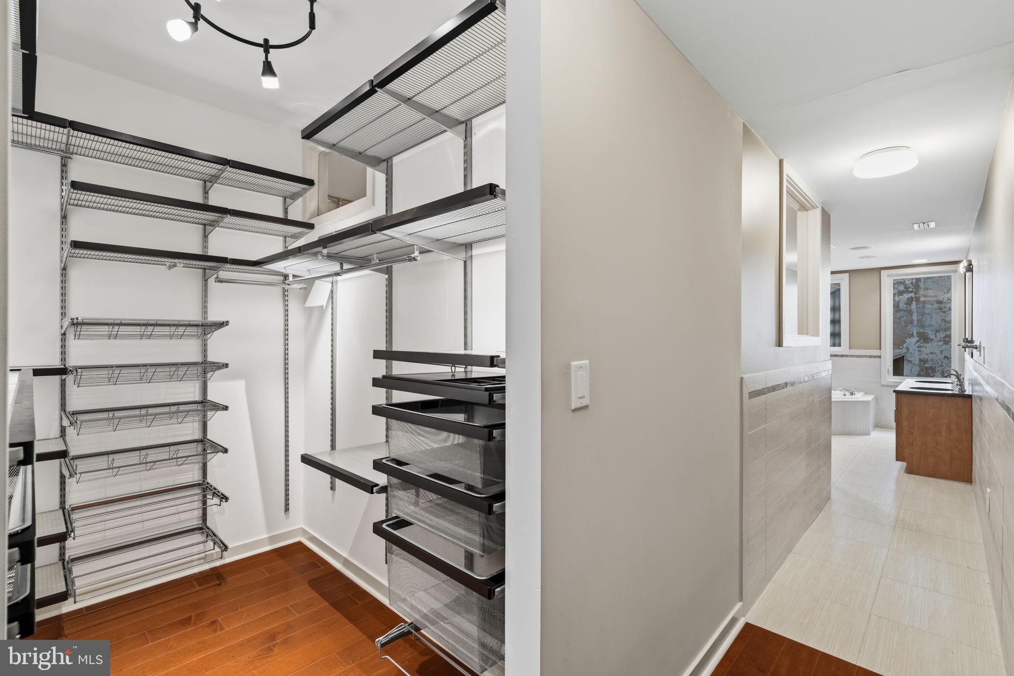 GRADUATE HOSPITAL - Residential