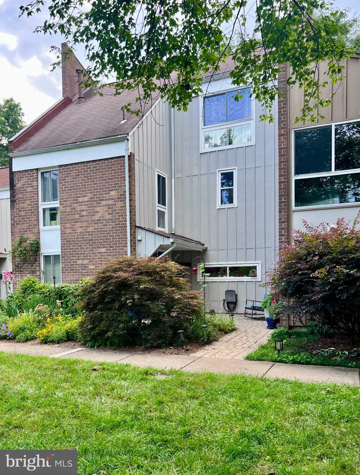 11480 Links Drive, Reston, VA, 20190
