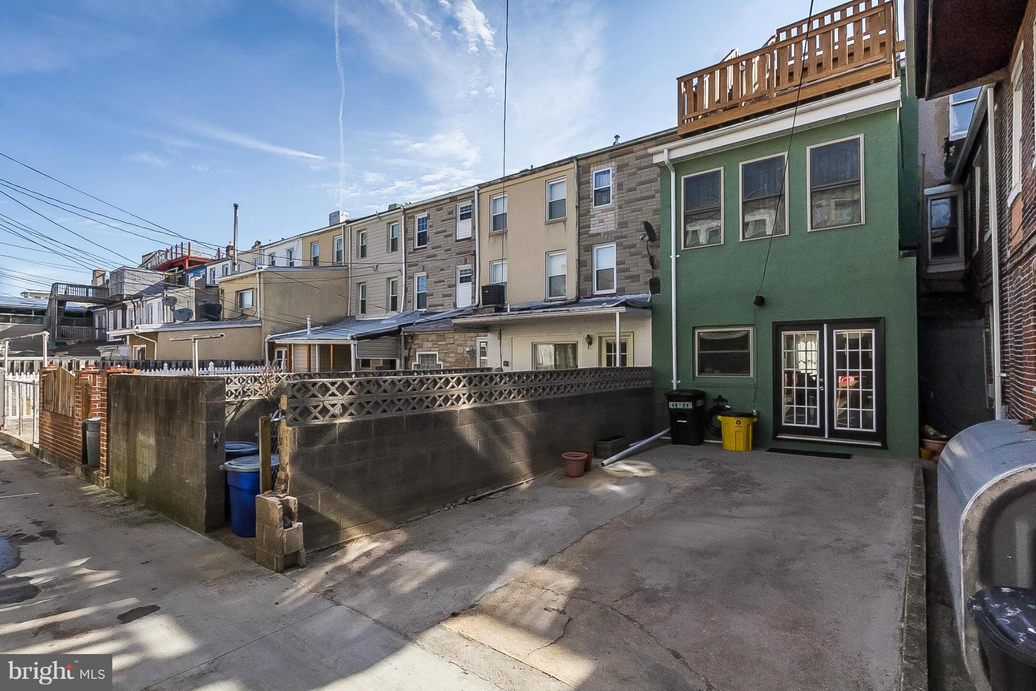 LOCUST POINT - Residential